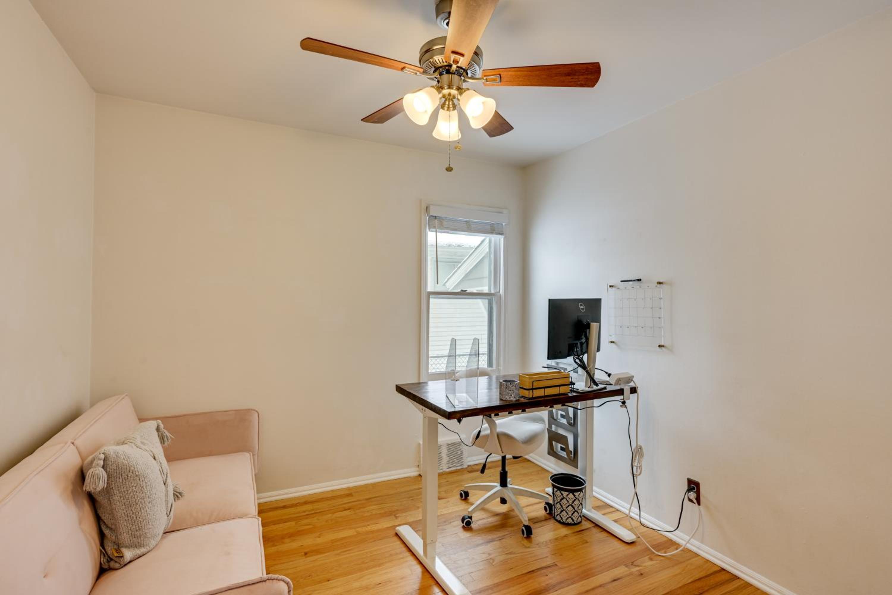 Mid-Century Family Bungalow Desirable Birmingham!