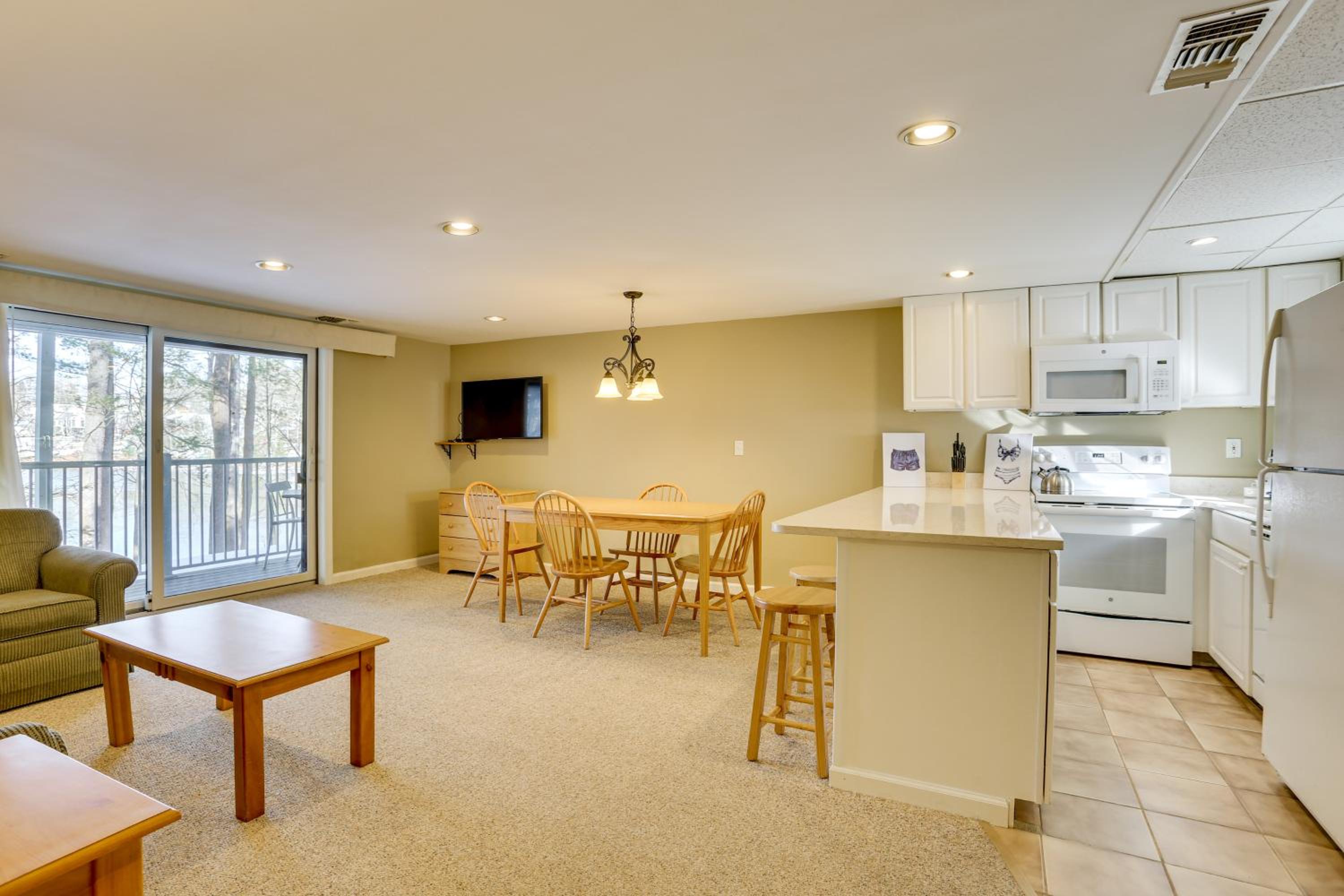 All-Season Lake Wallenpaupack Condo with Views