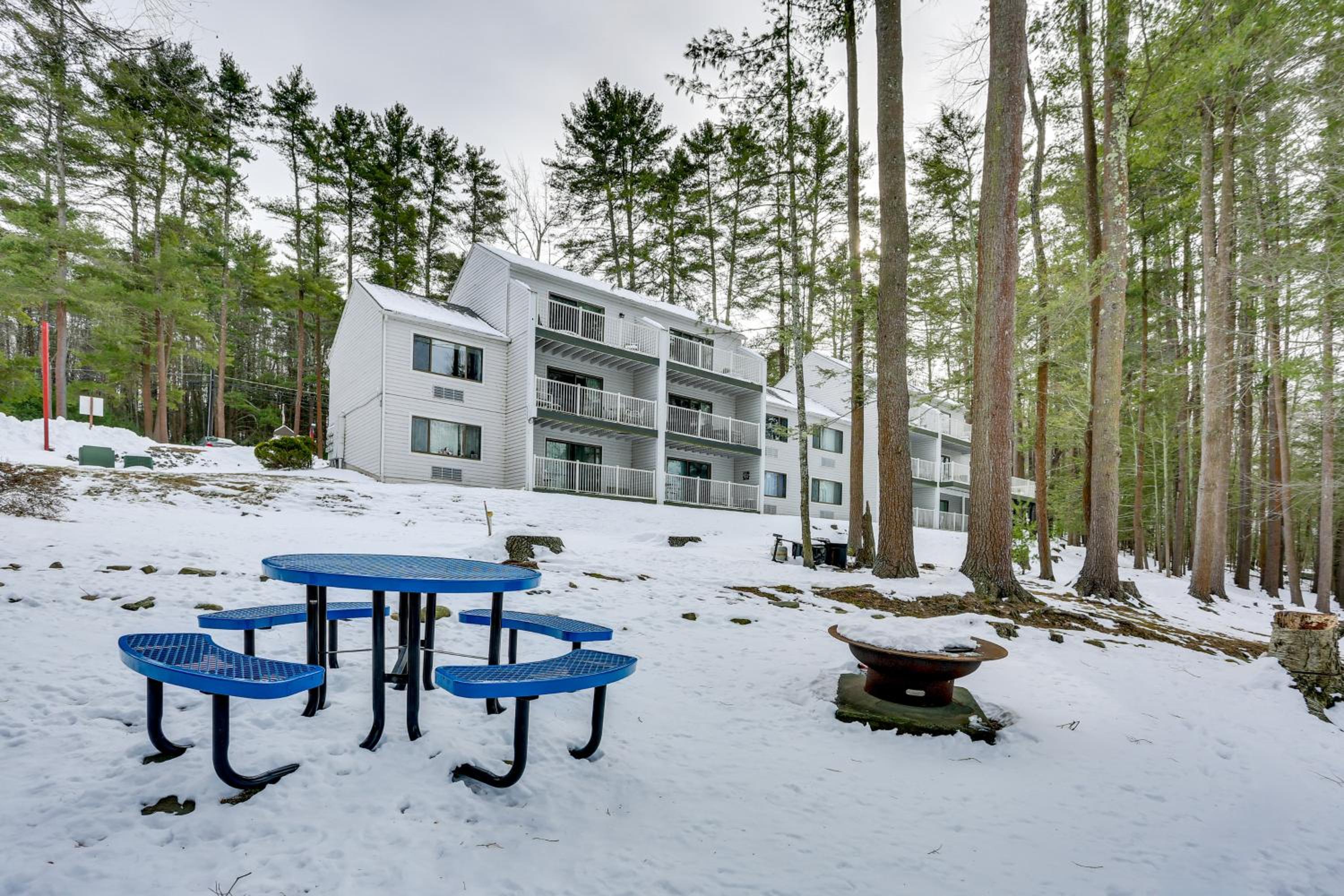 All-Season Lake Wallenpaupack Condo with Views