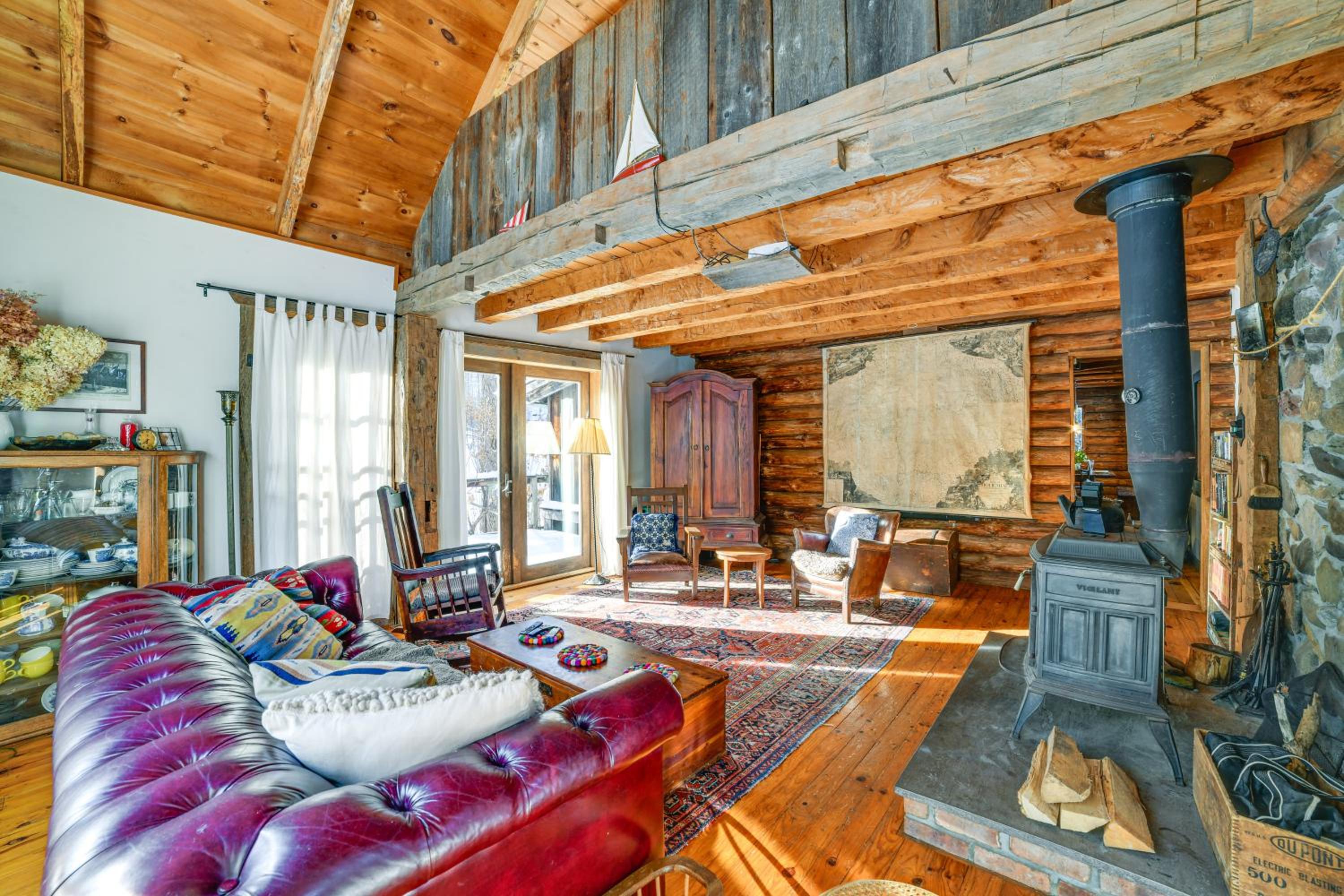 Family Cabin Near Bellayre and Plattekill Mtns!