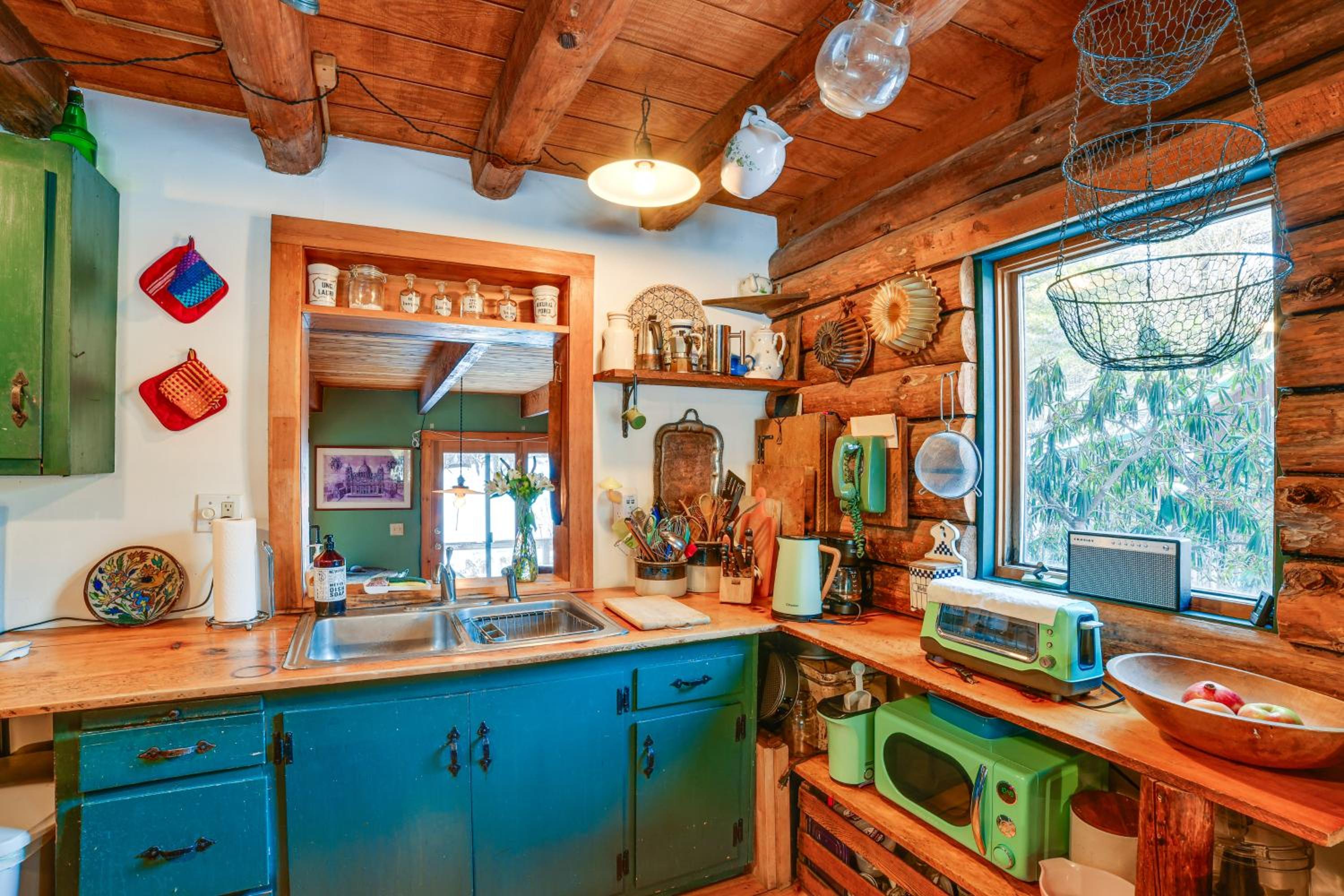 Family Cabin Near Bellayre and Plattekill Mtns!