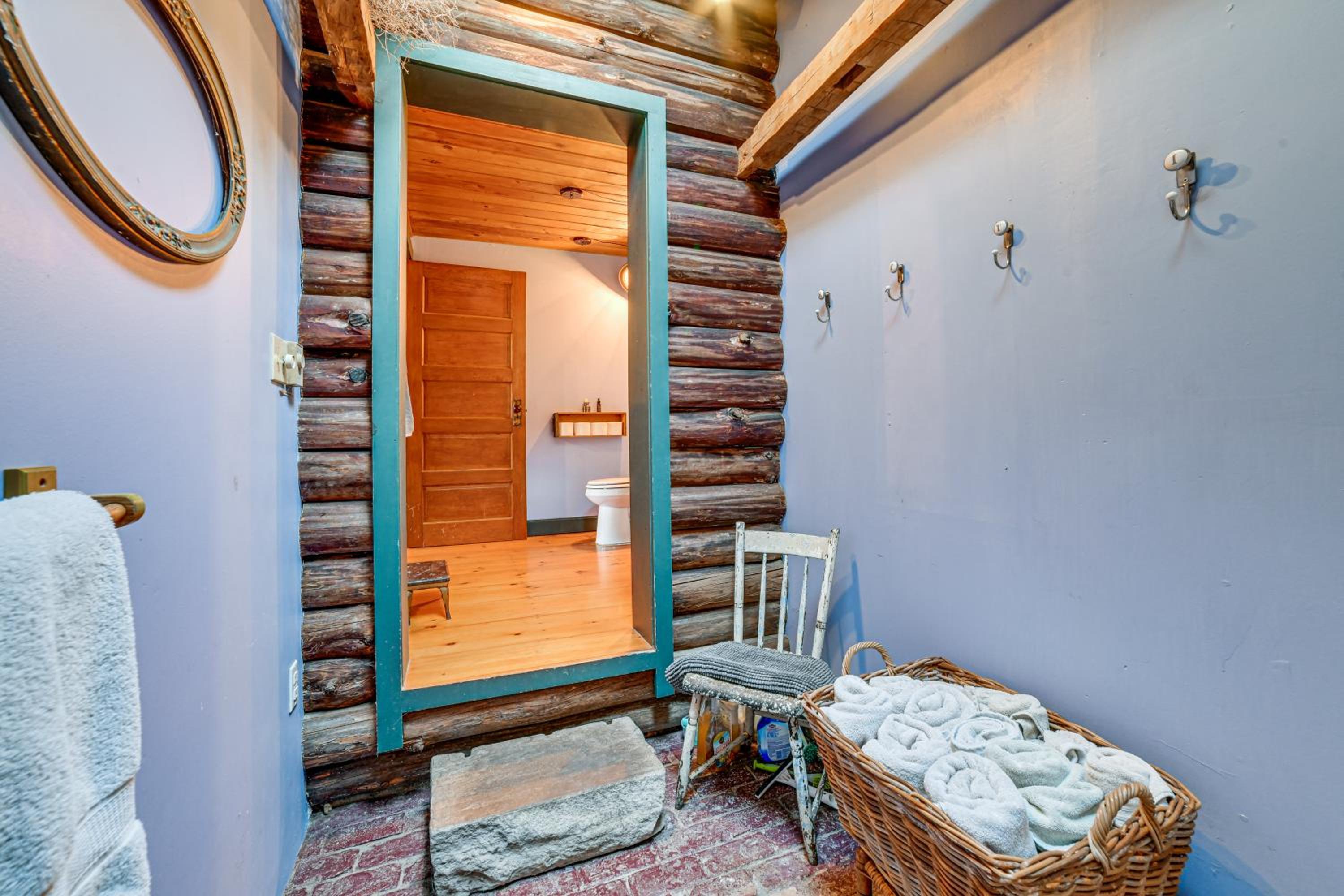 Family Cabin Near Bellayre and Plattekill Mtns!