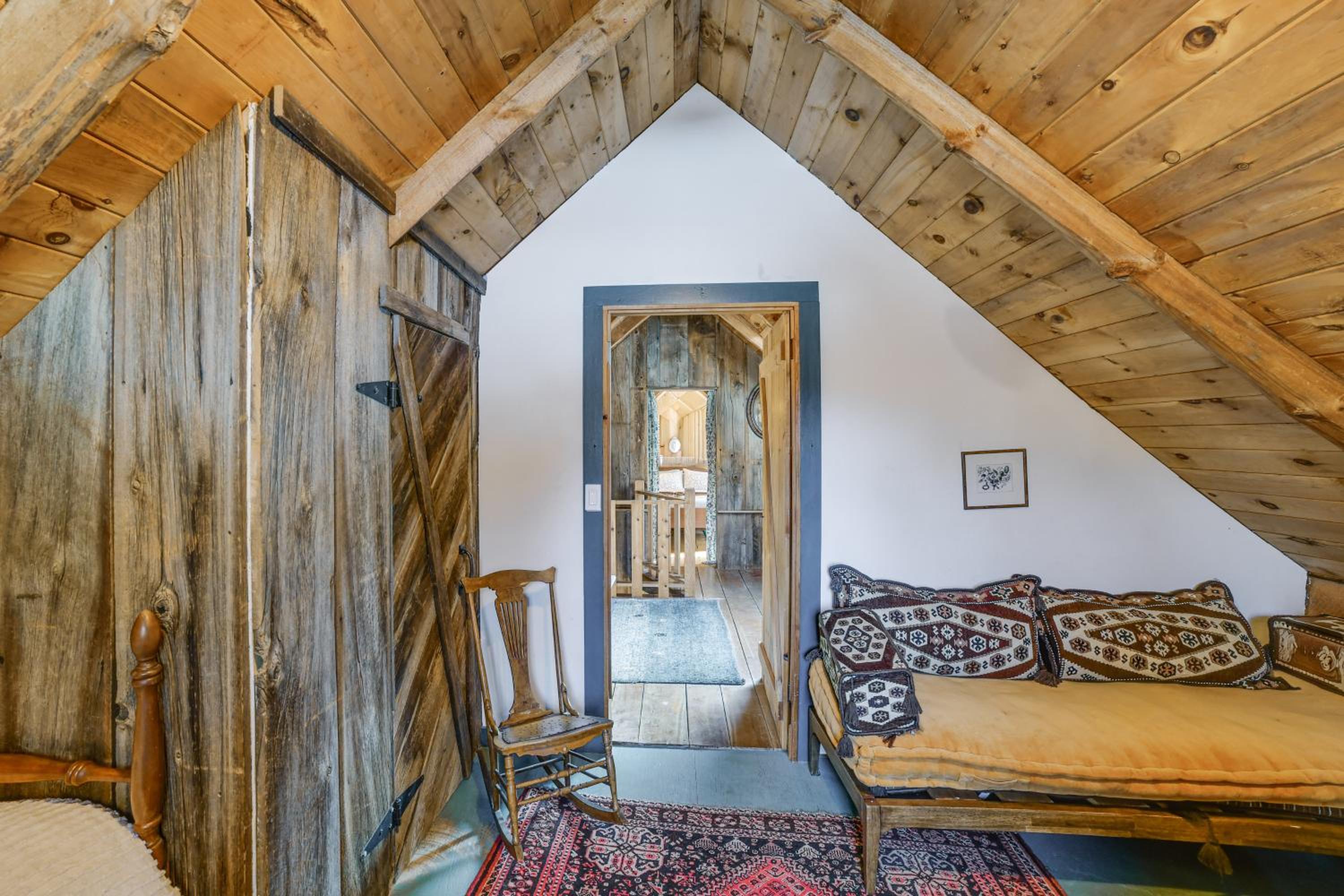 Family Cabin Near Bellayre and Plattekill Mtns!