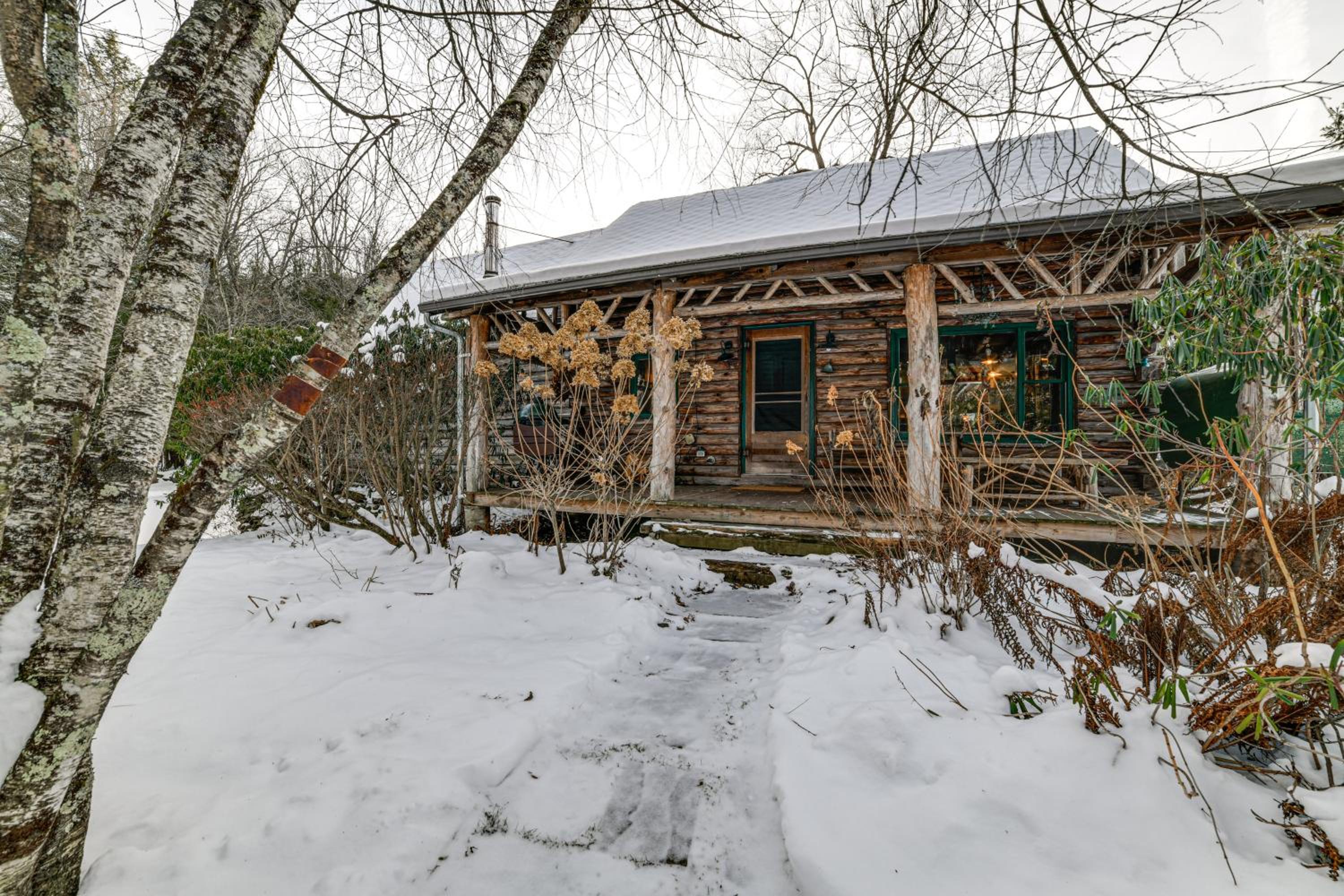 Family Cabin Near Bellayre and Plattekill Mtns!
