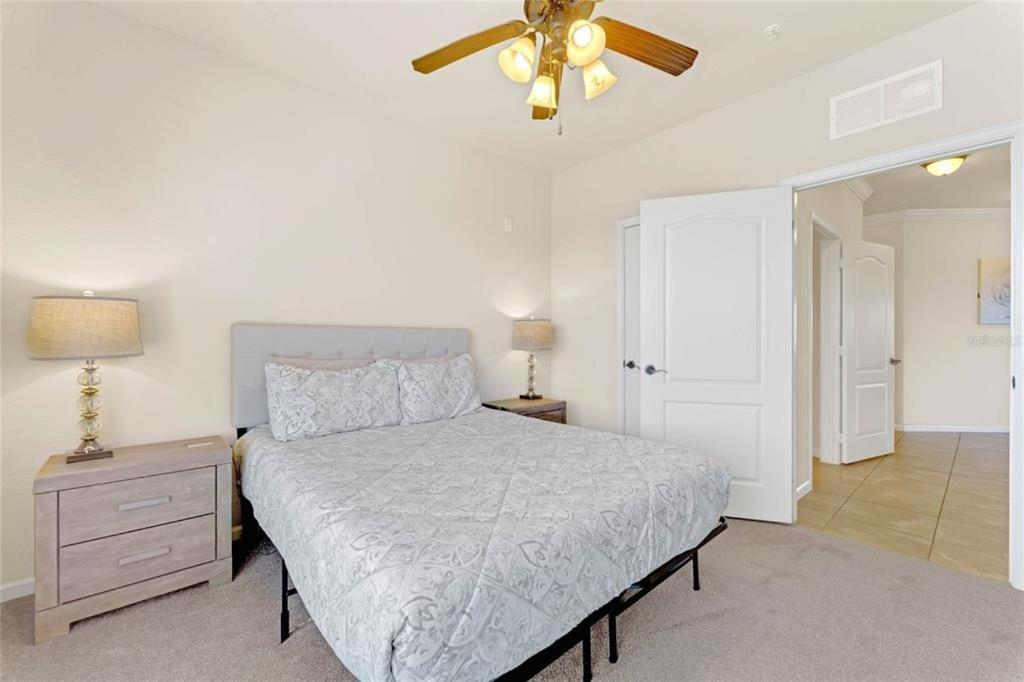 3BR Disney Condo | 3 En-Suites + Pools