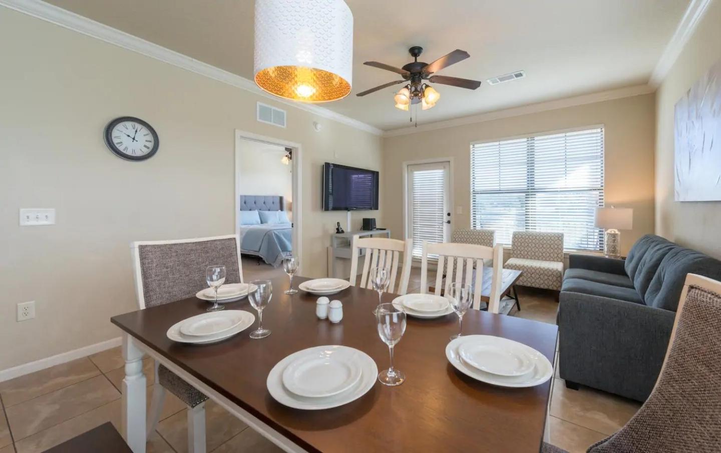 3BR Disney Condo | 3 En-Suites + Pools