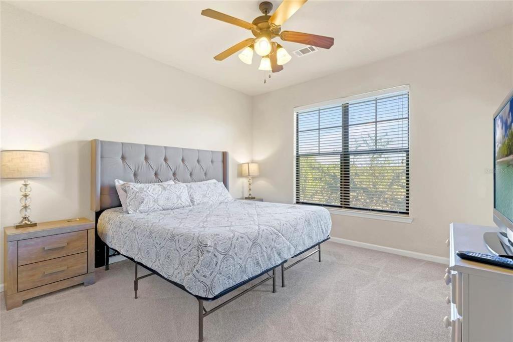 3BR Disney Condo | 3 En-Suites + Pools