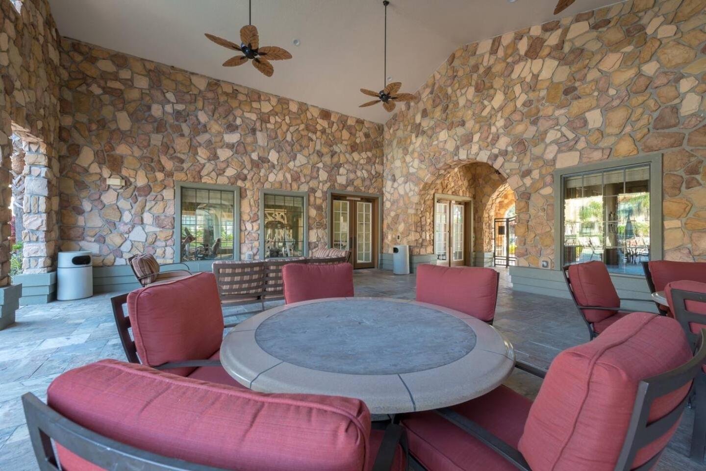 3BR Disney Condo | 3 En-Suites + Pools