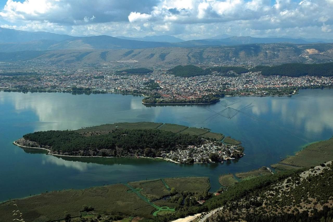 Nikos Apartments view 5
