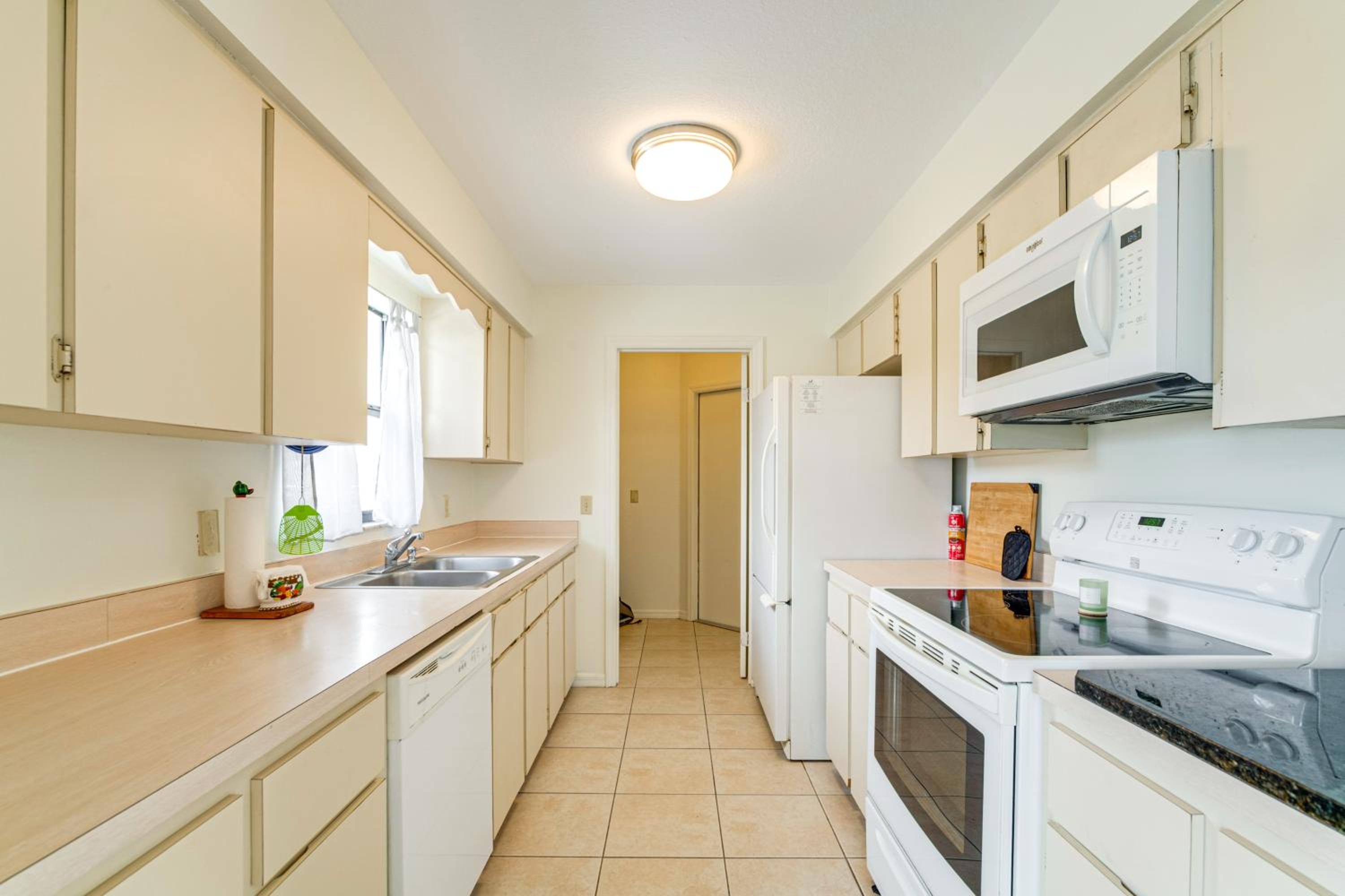 Patio and Pet-Friendly Yard! Ocala Home Near Golfing