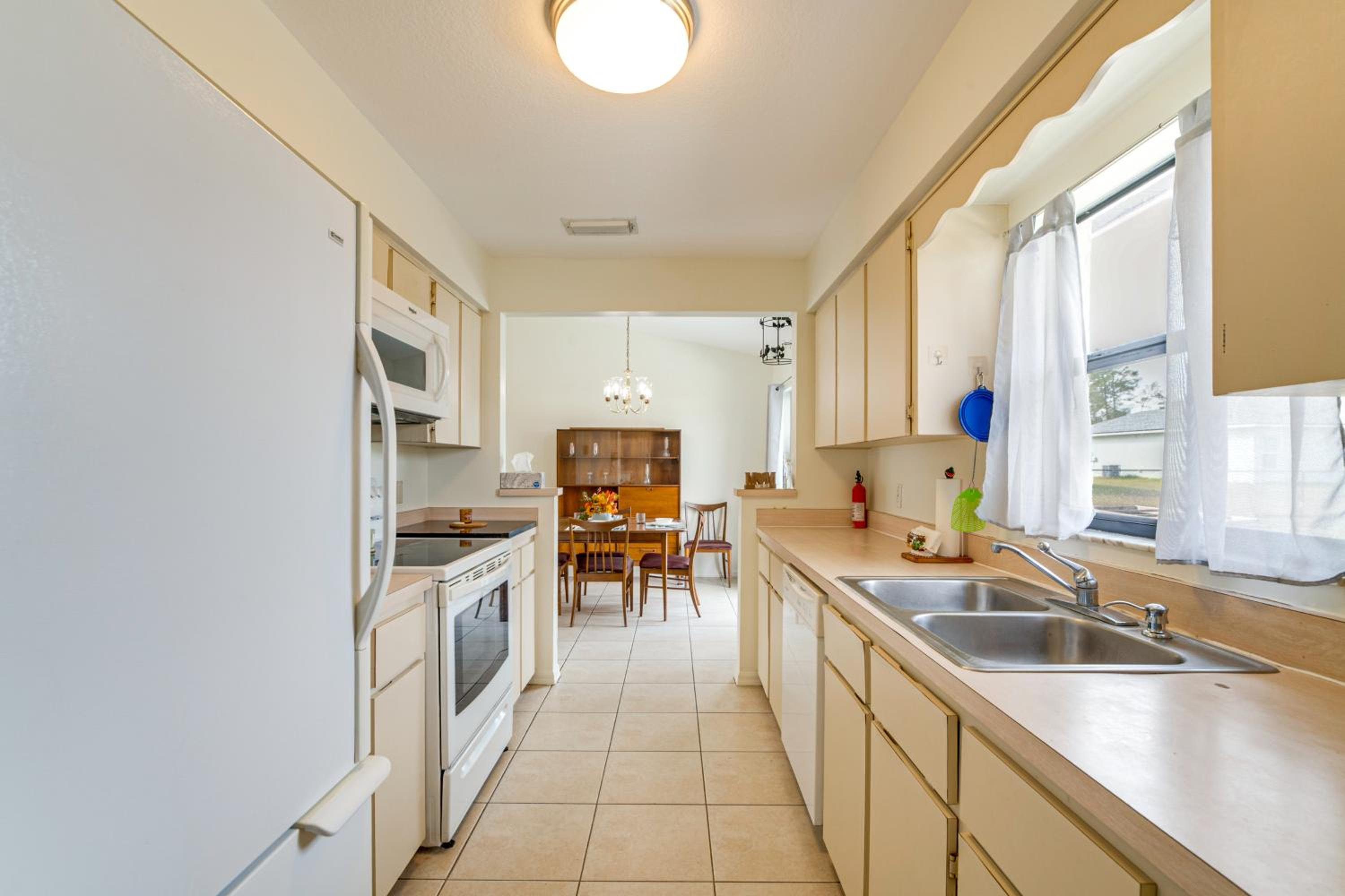 Patio and Pet-Friendly Yard! Ocala Home Near Golfing