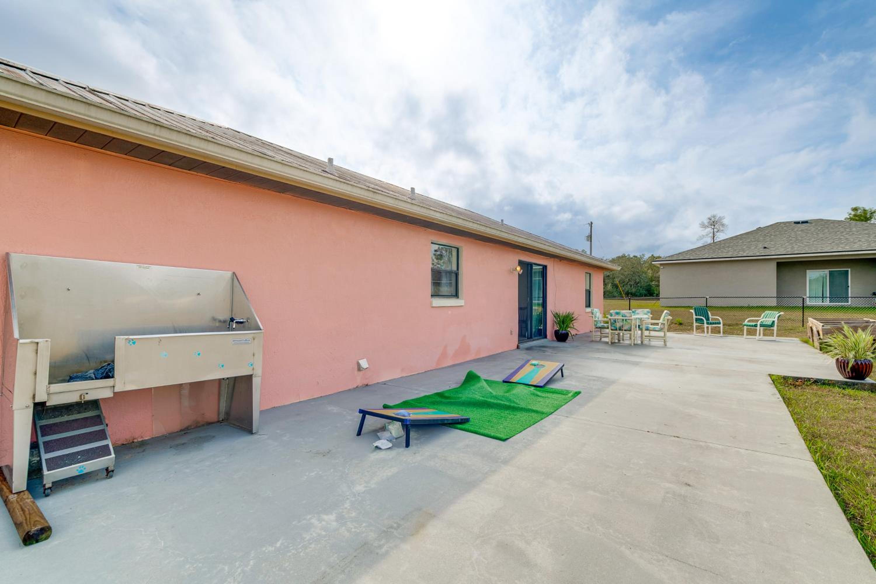 Patio and Pet-Friendly Yard! Ocala Home Near Golfing