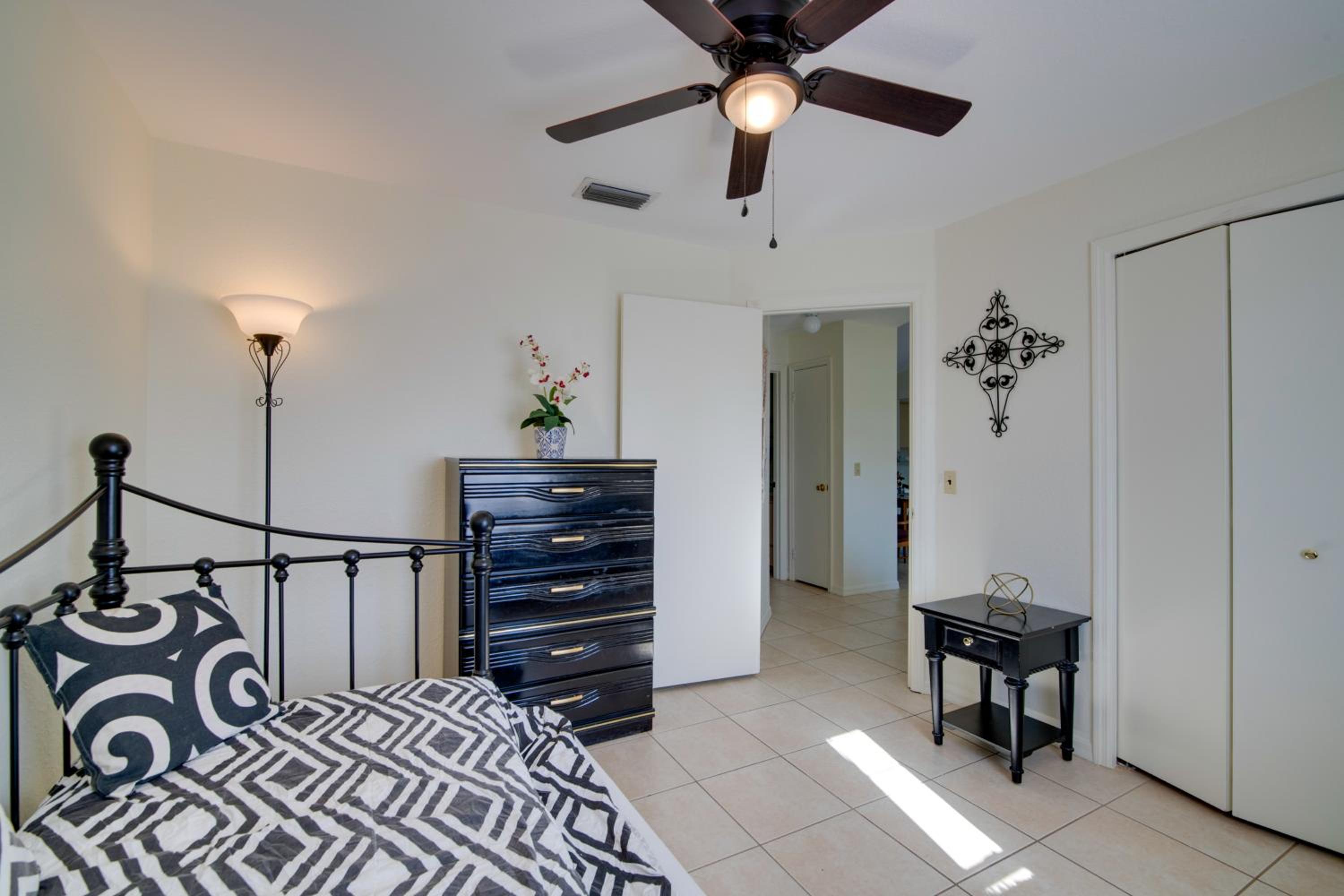 Patio and Pet-Friendly Yard! Ocala Home Near Golfing