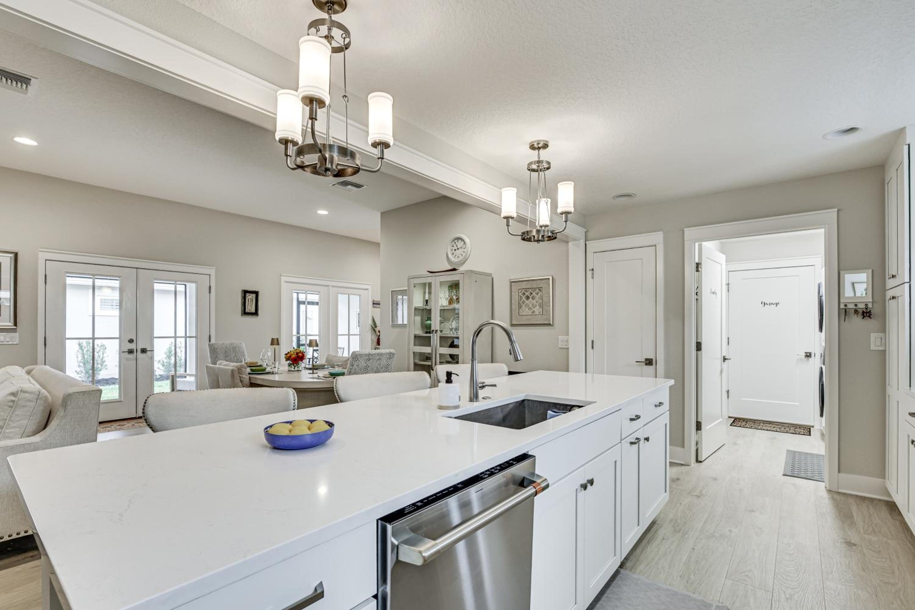 Homebuyers Haven with Golf Cart in The Villages