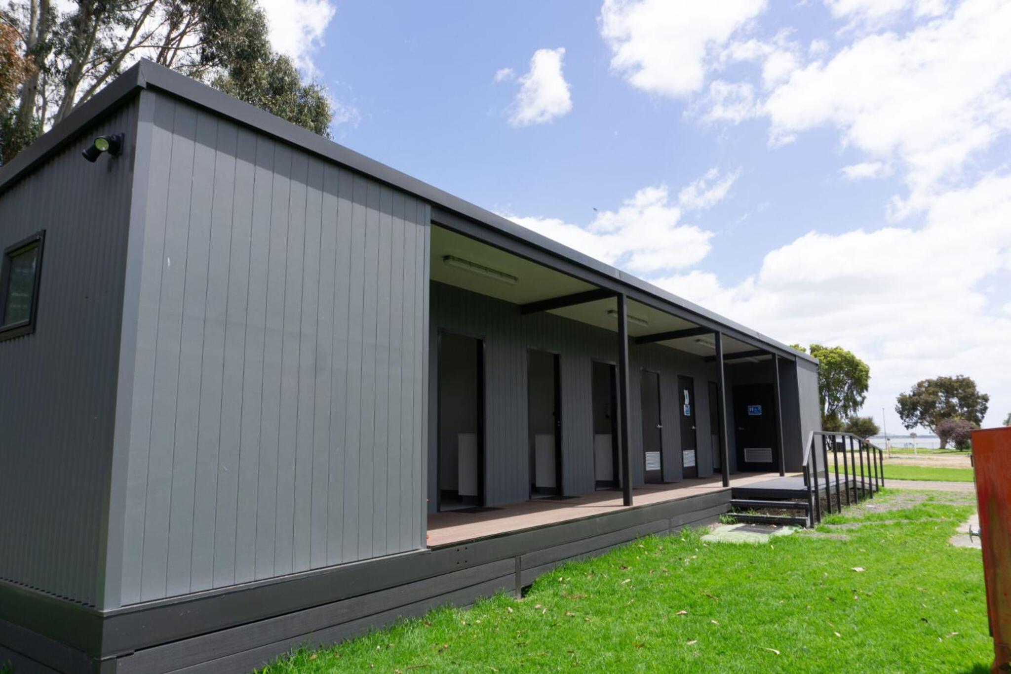 Lake Colac Holiday Park