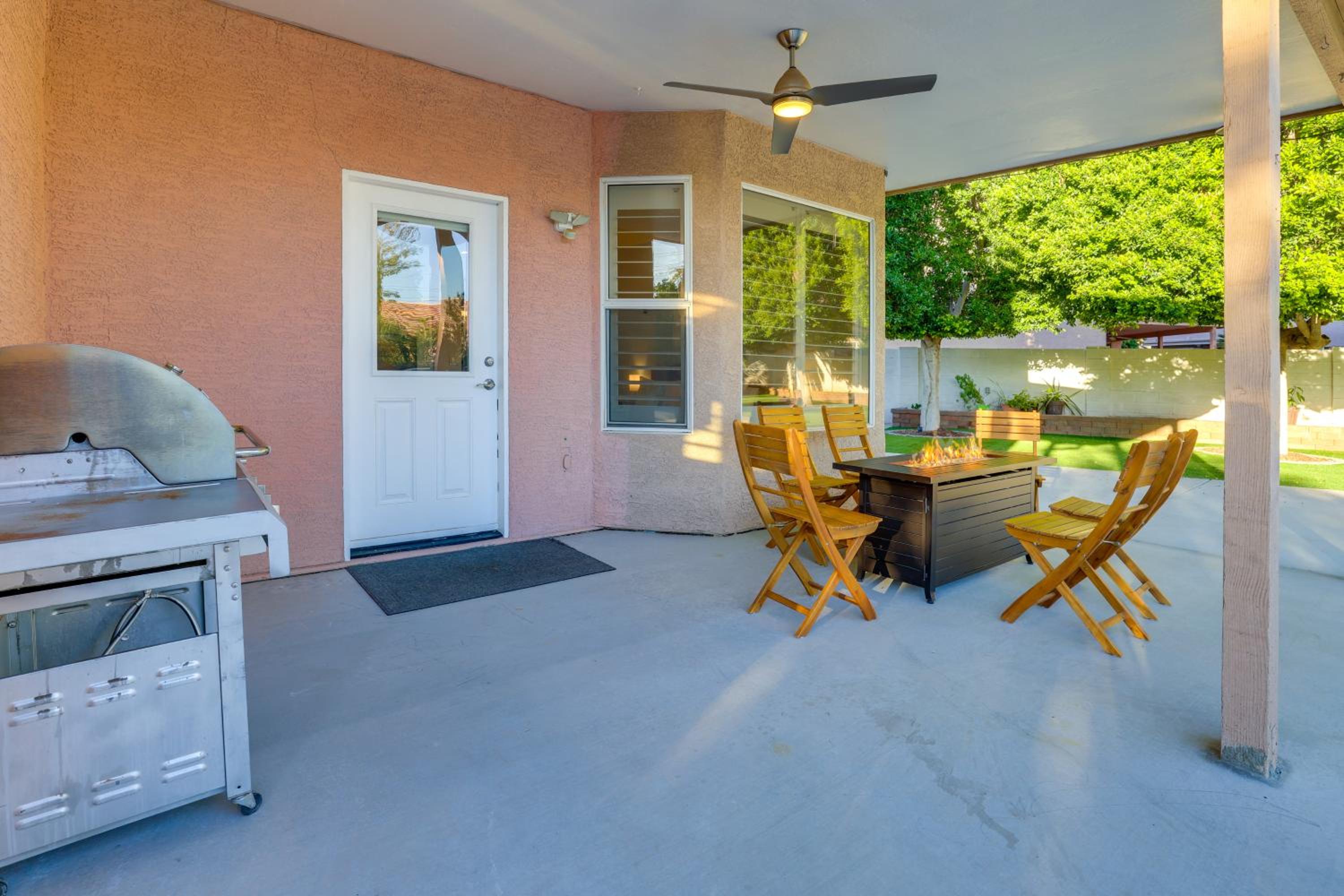 Pool and Patio West Chandler Villa Retreat