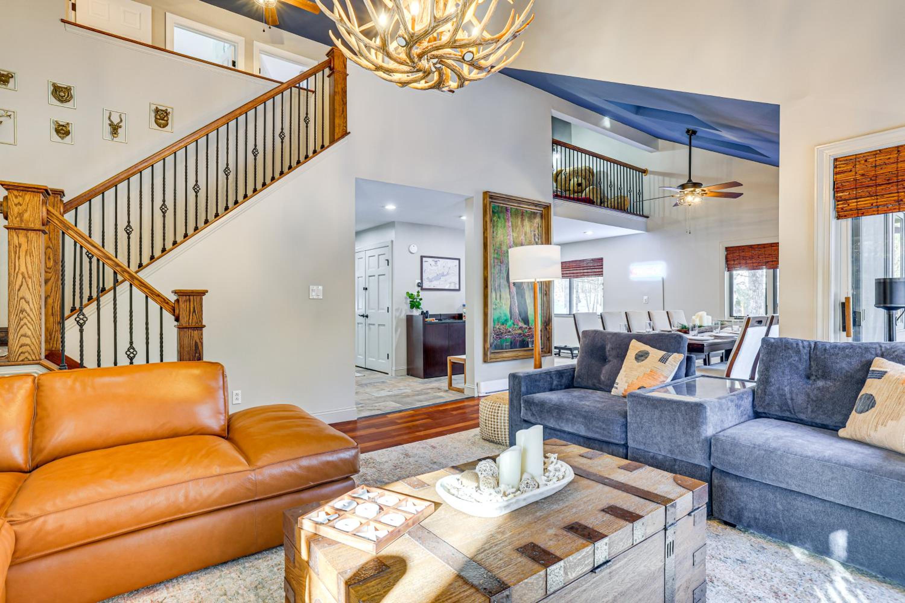 Lake Naomi Luxury Home with Stream Pool and Fire Pit