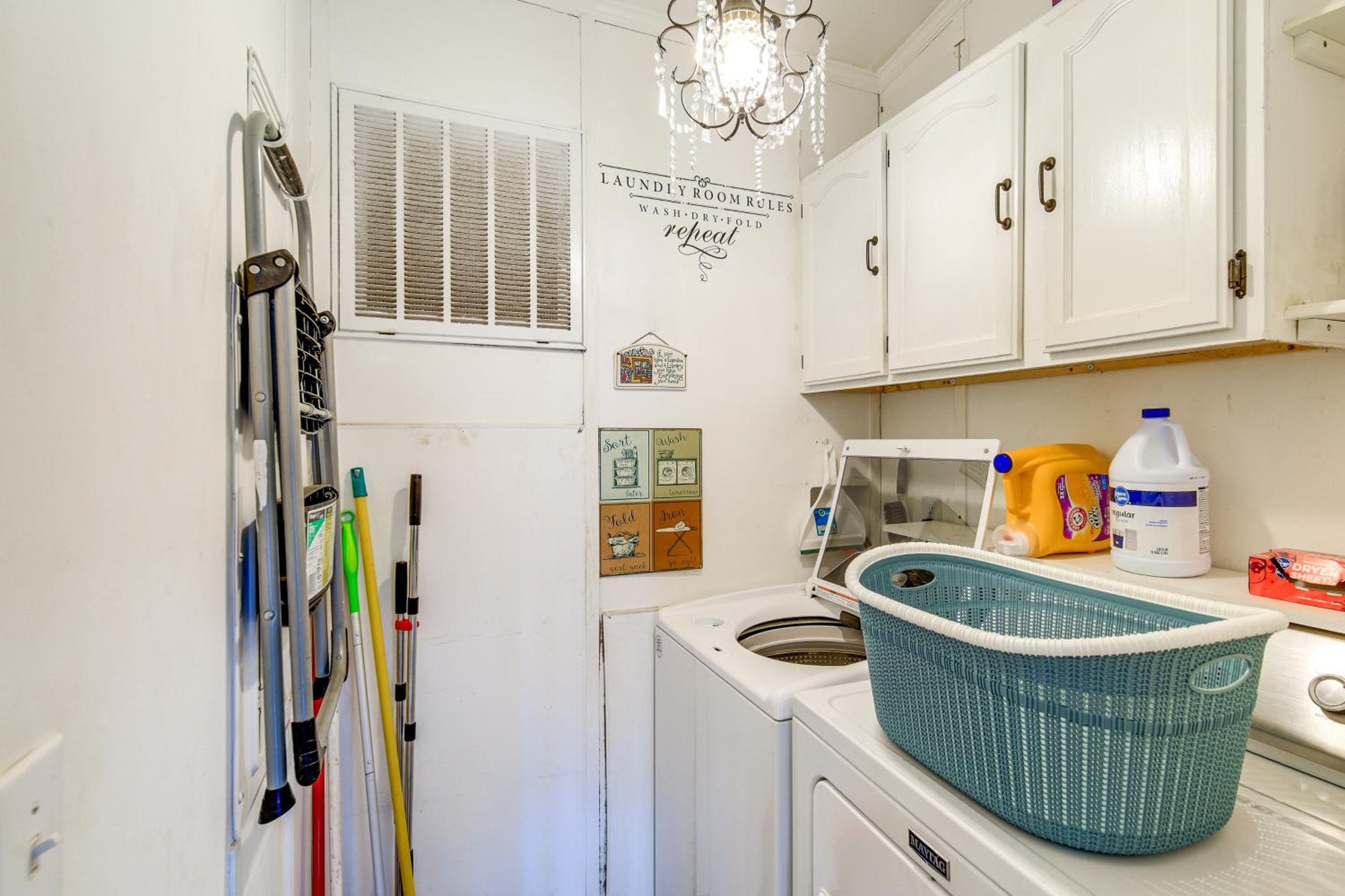 Butler Home at Watauga Lake with Furnished Patio!