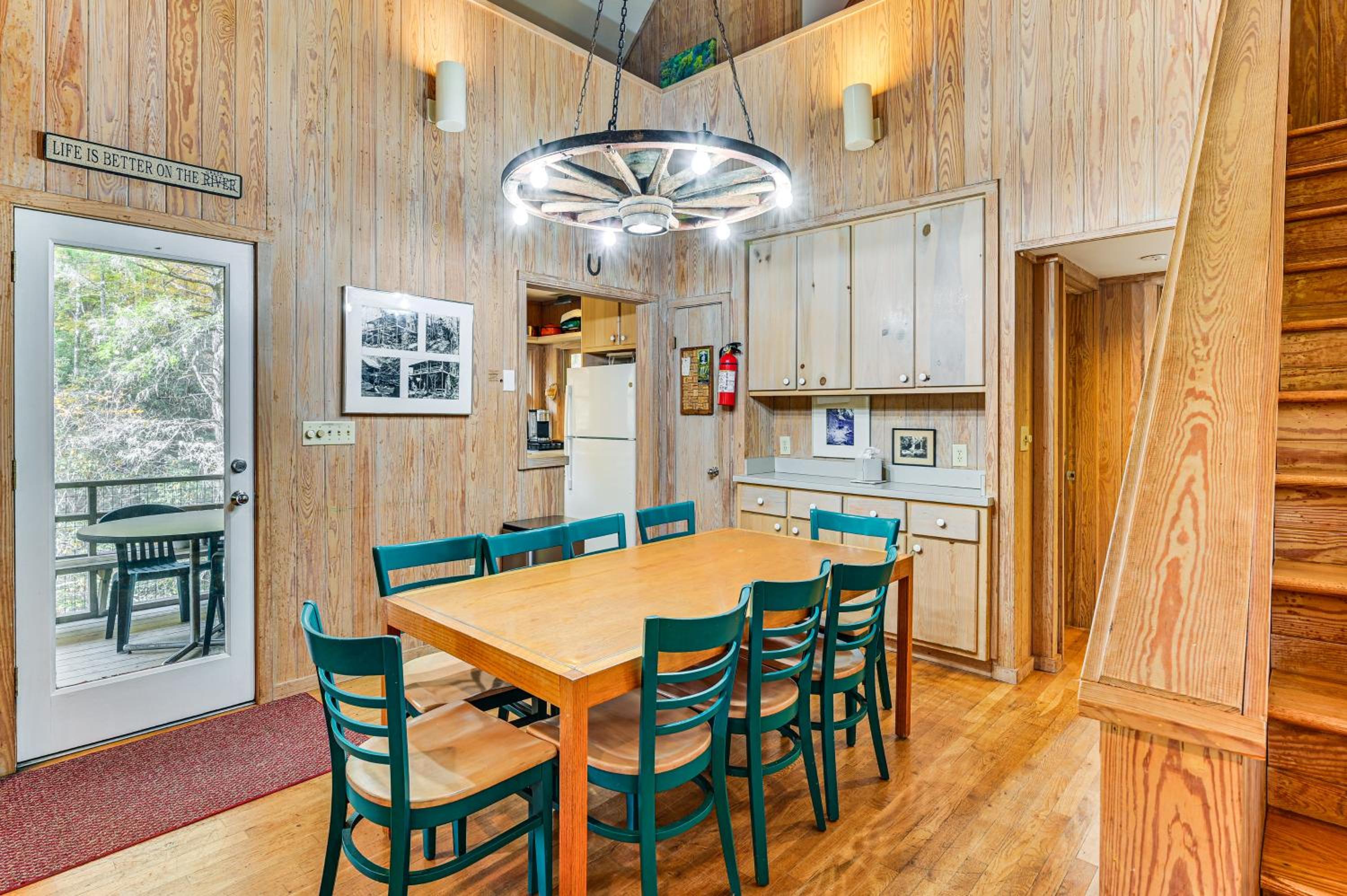Relax Creekside Forest-View Gem in Marietta!