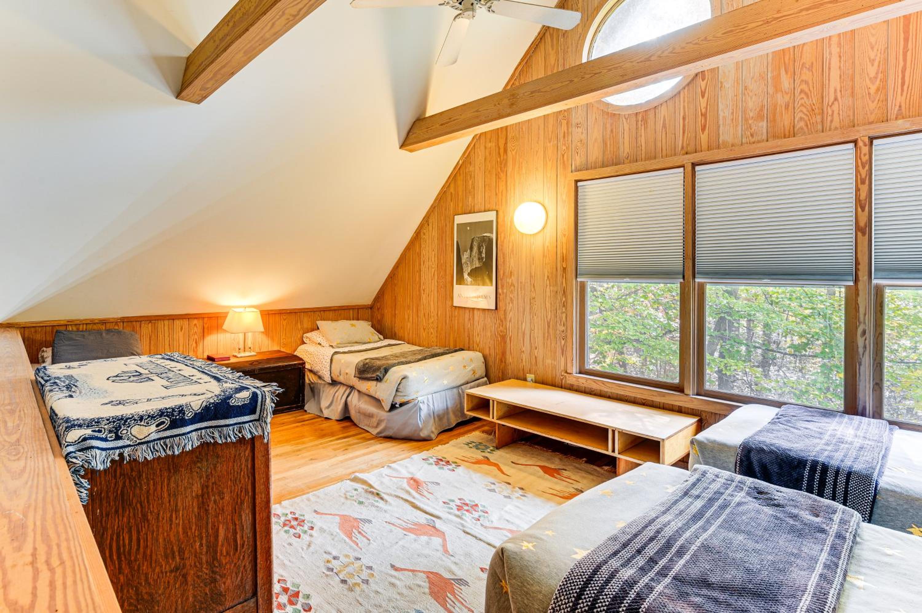 Relax Creekside Forest-View Gem in Marietta!