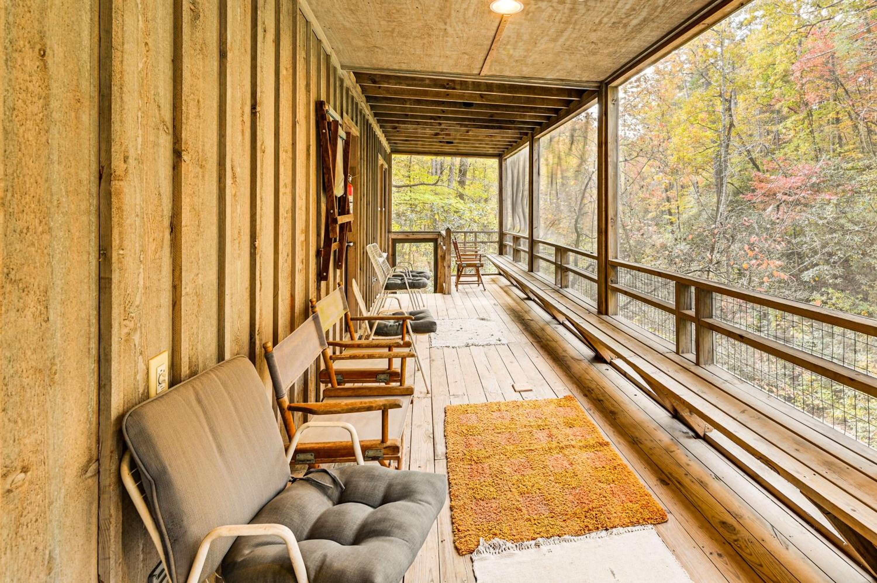 Relax Creekside Forest-View Gem in Marietta!