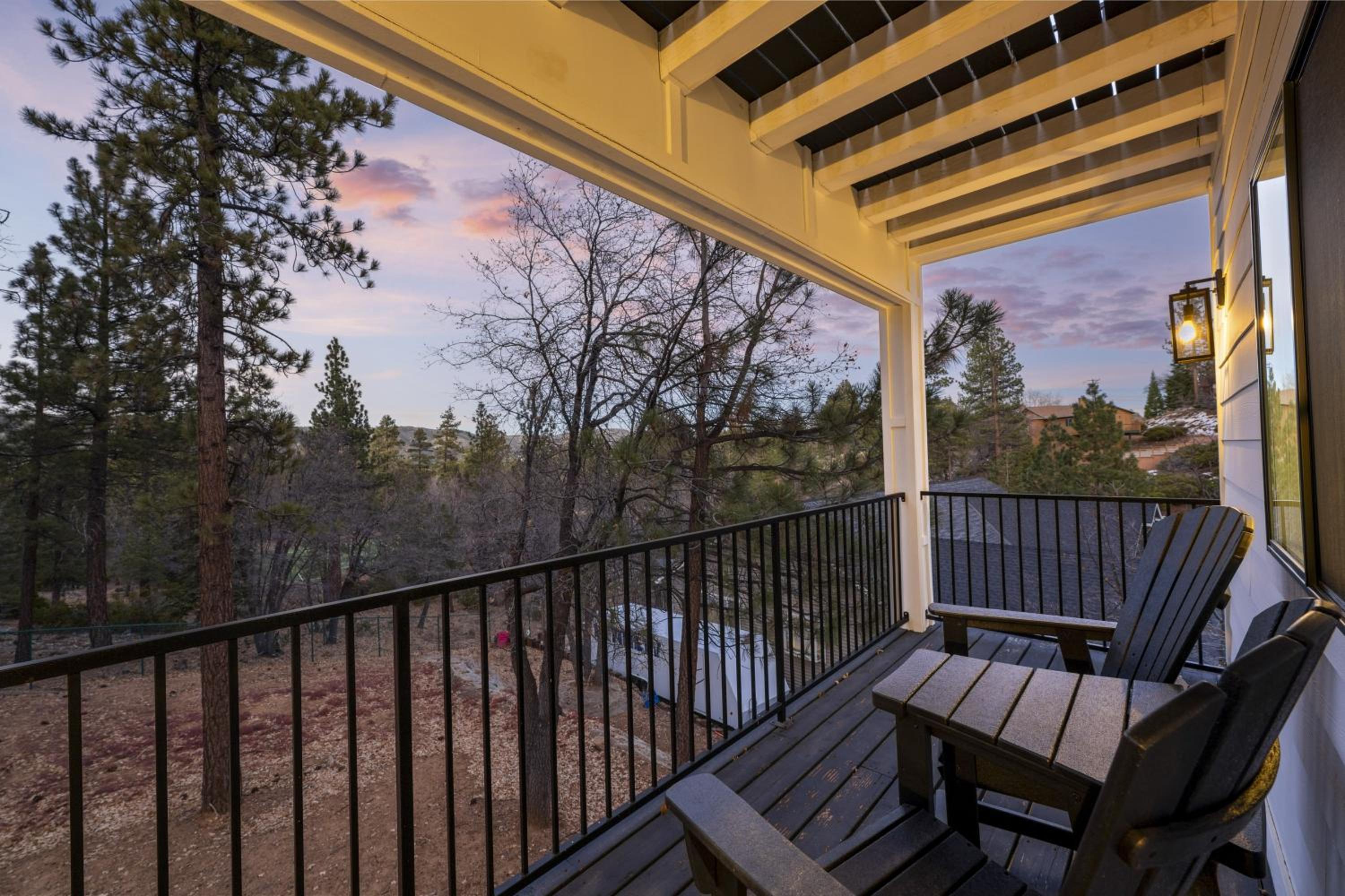 Skyline Summit Lodge