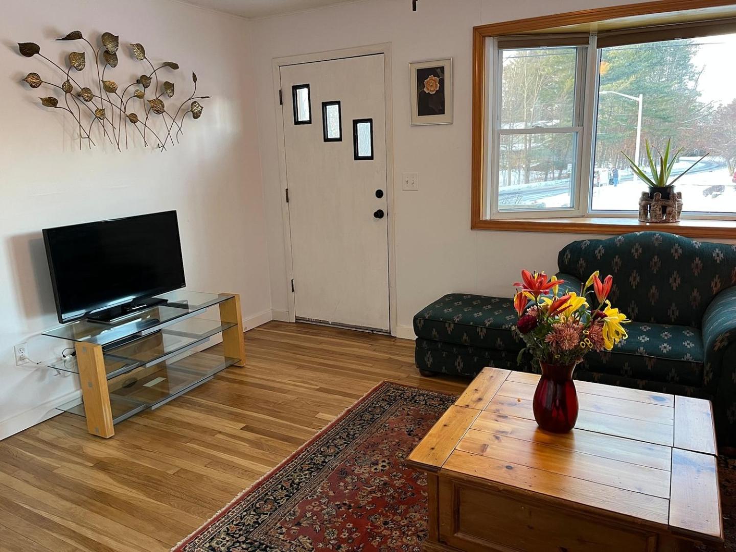 Spacious Beach Cabin w/ Lake Access | 4BR