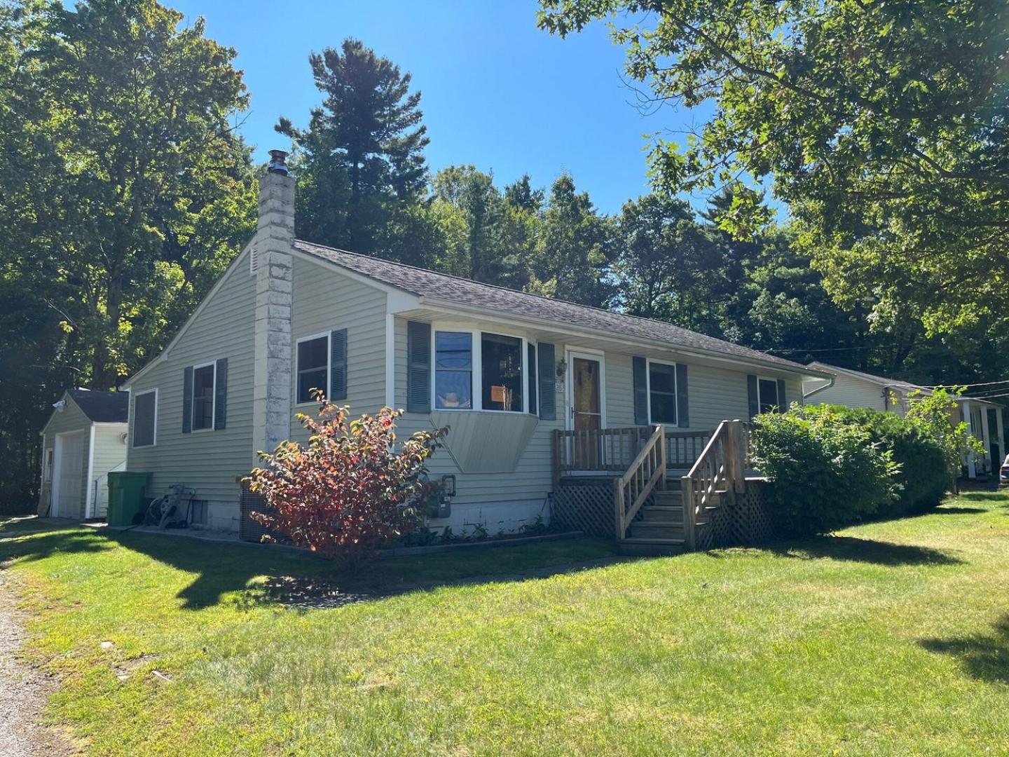 Spacious Beach Cabin w/ Lake Access | 4BR