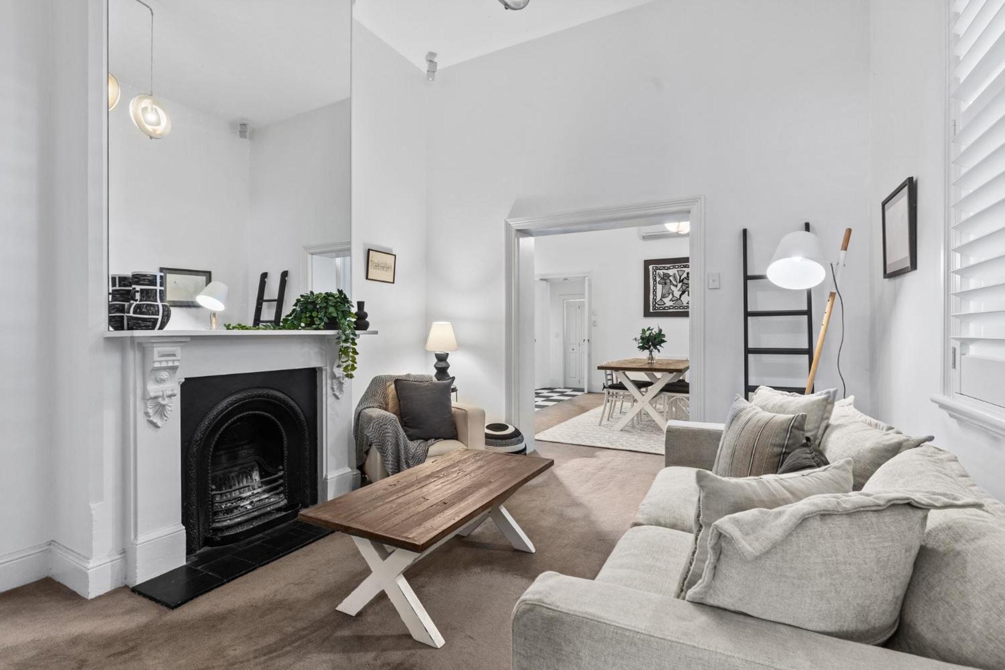 Heritage Bluestone Home near Scotch College