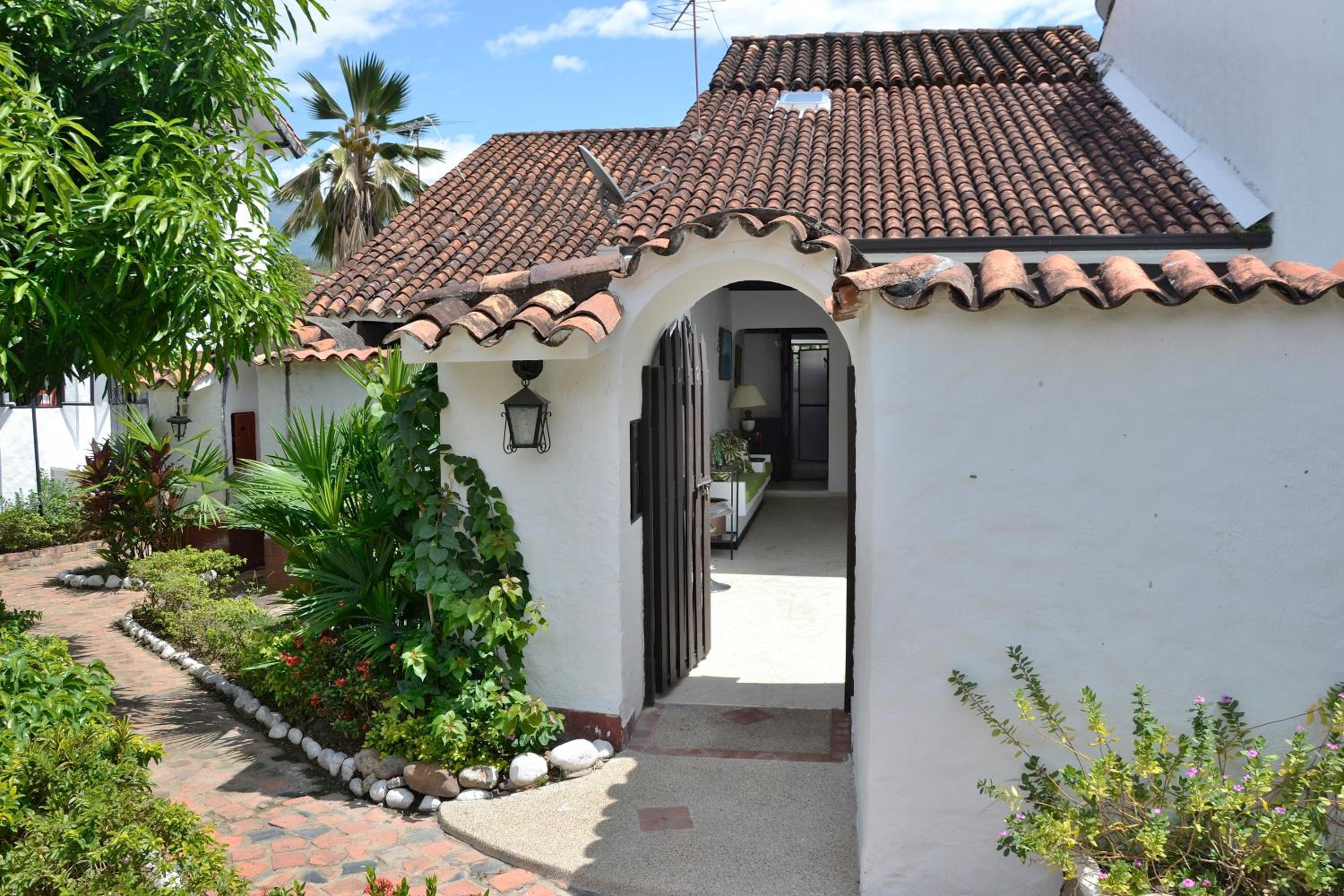 Casa Los Almendros