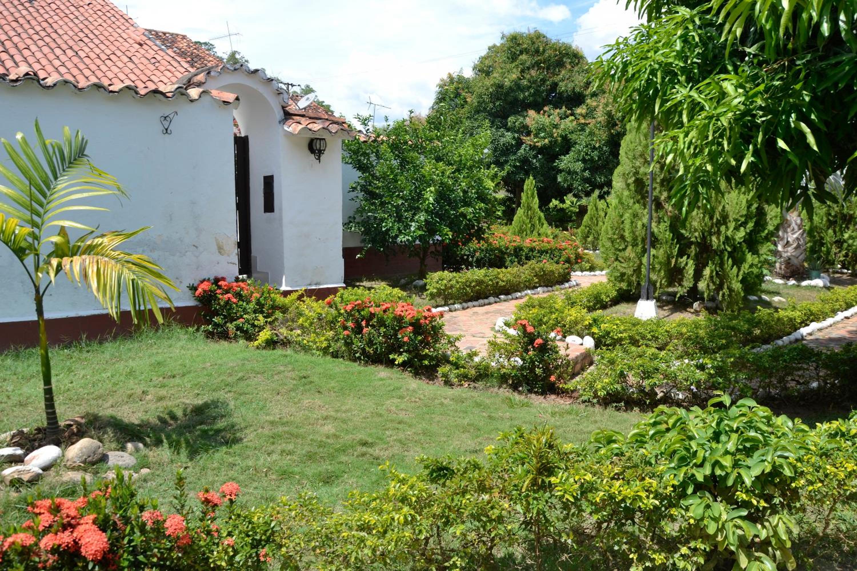 Casa Los Almendros