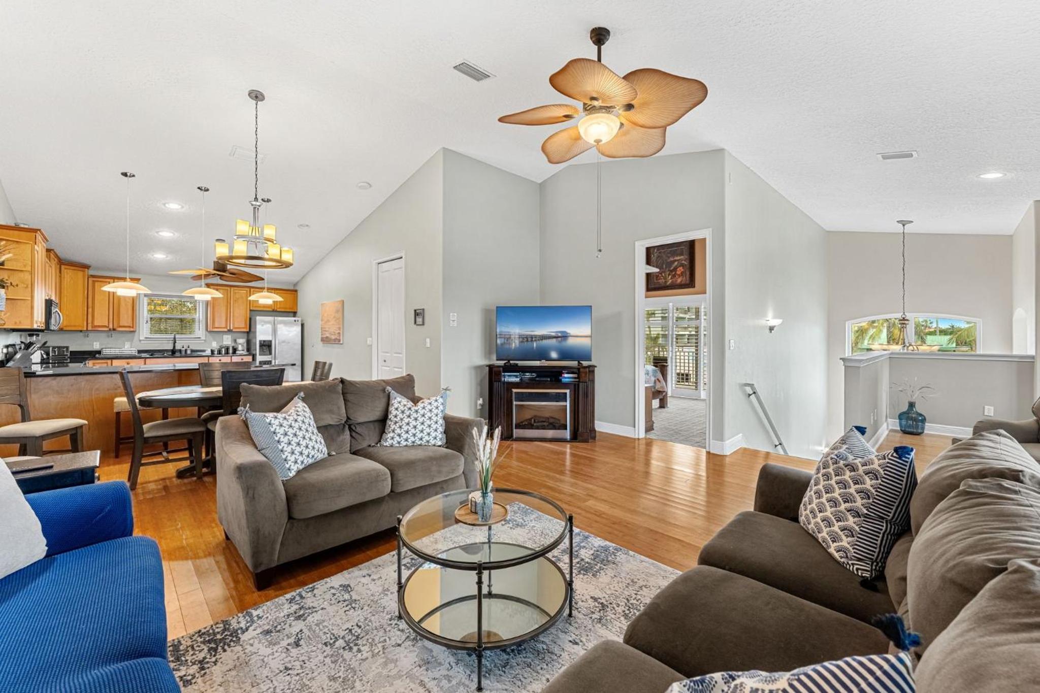 3811 Ocean Beach Blvd