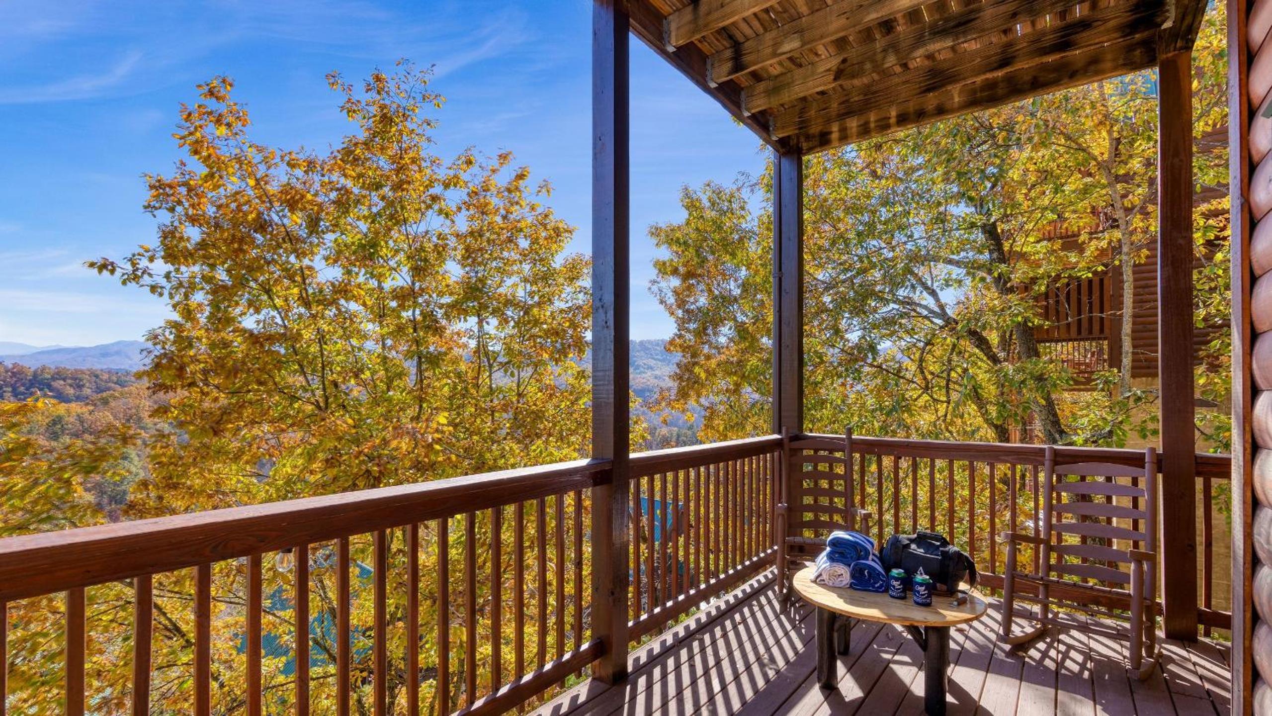 Game Room Hot Tub 3 Decks w Smoky Mountain Views Raccon Ridge by AvantStay