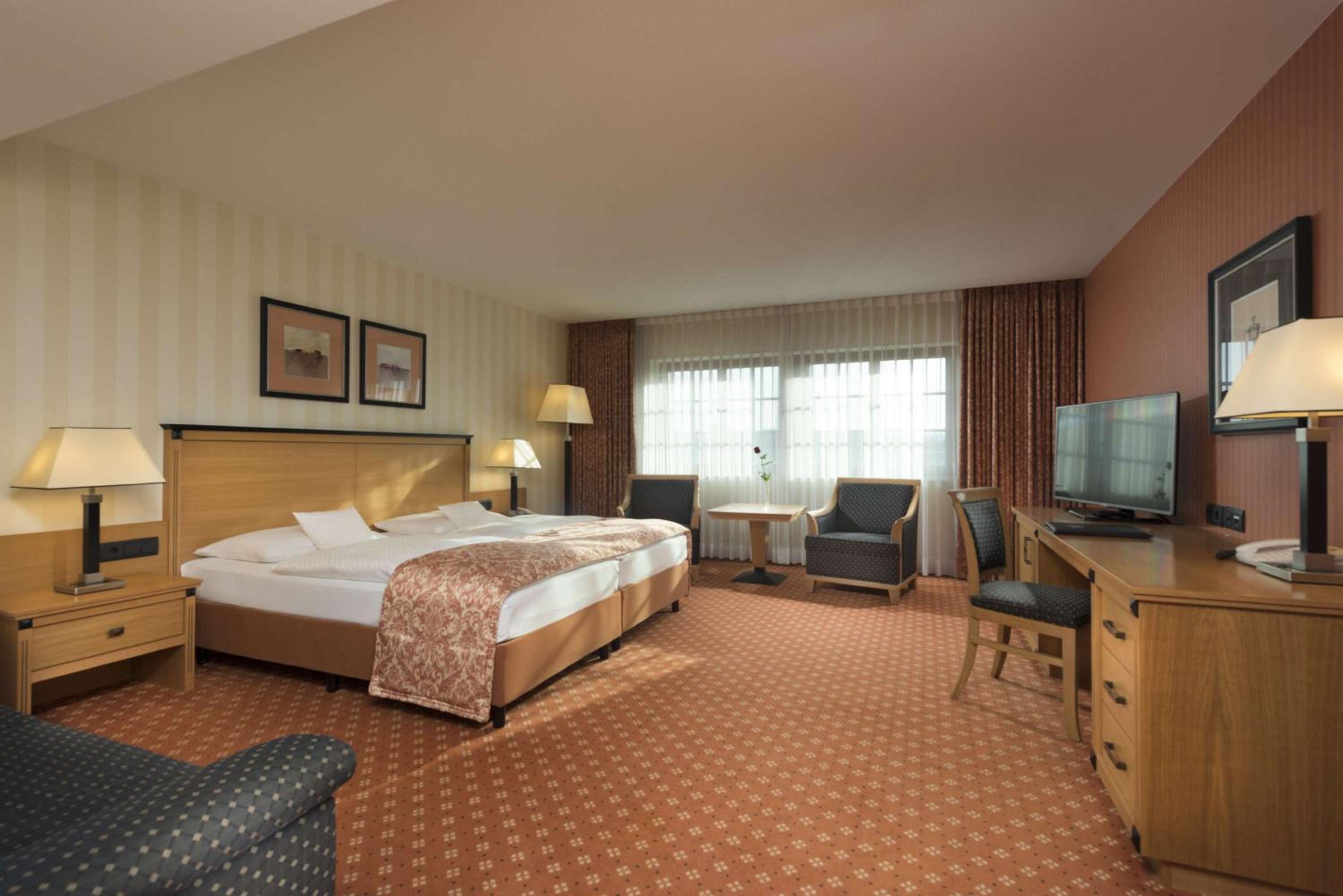 Dresden Vacations - Maritim Hotel Dresden - Property Image 6
