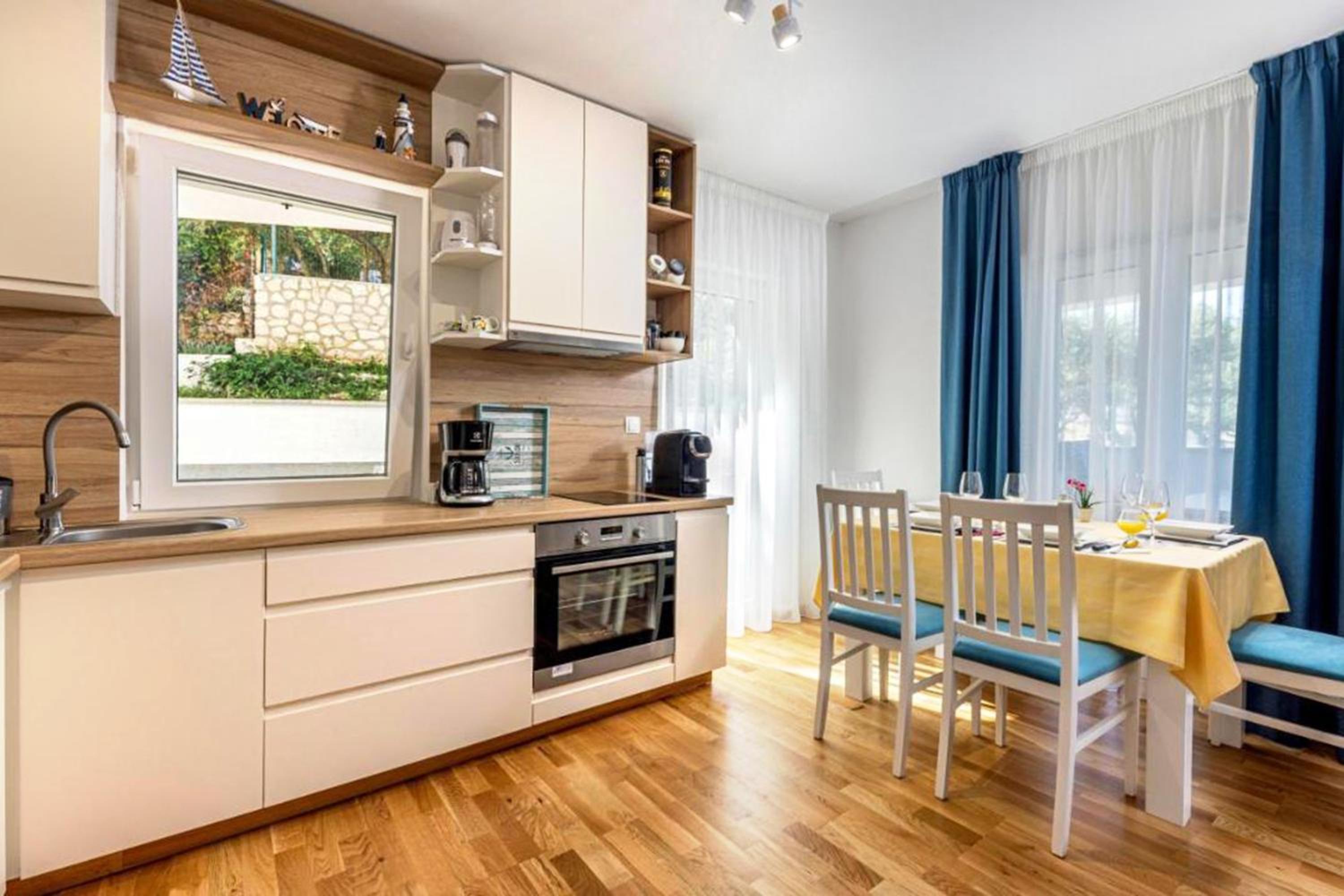 Villa Ancora - Merope Apartment Sv.Jakov - Happy Rentals
