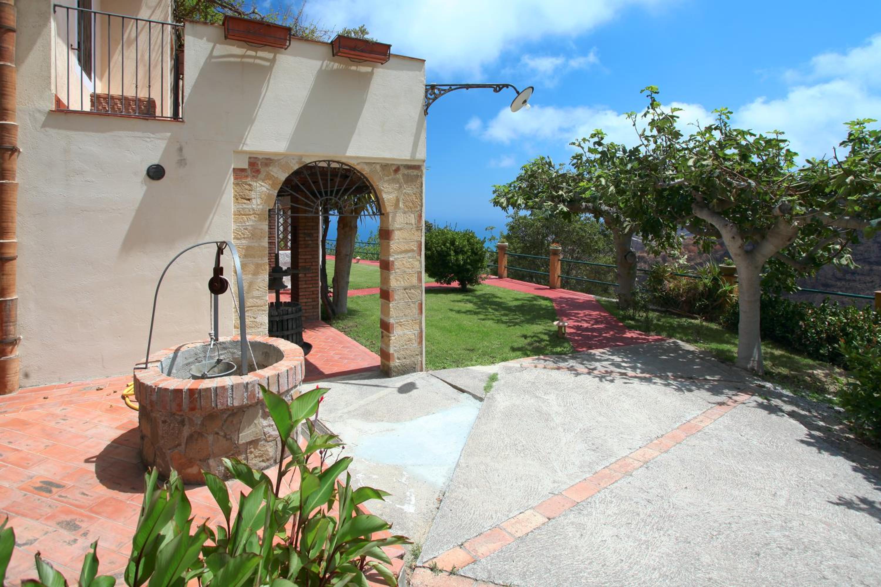 Villa Eleanto view 3