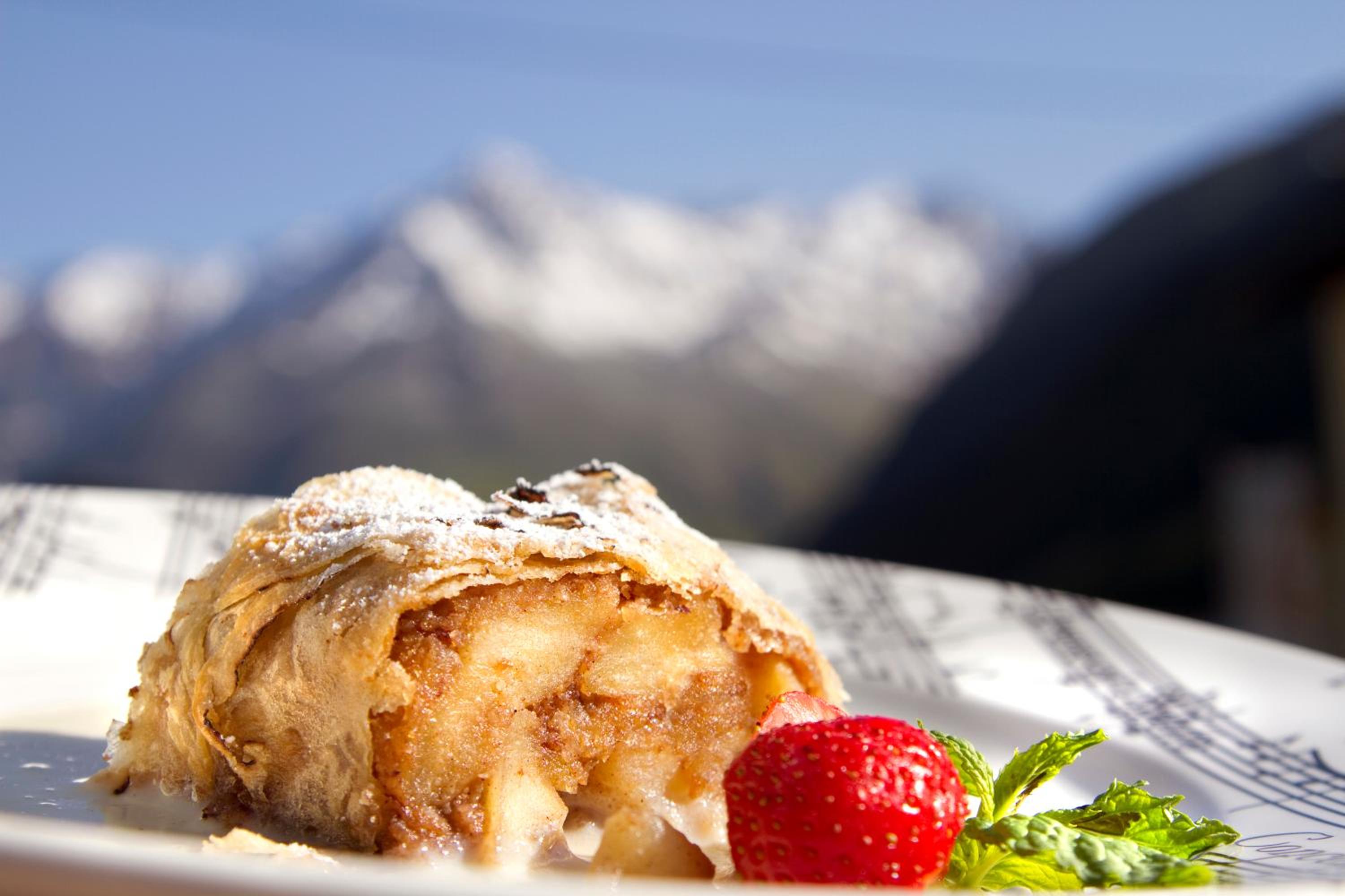 Ferienhaus Alpen Lodge und die Gams