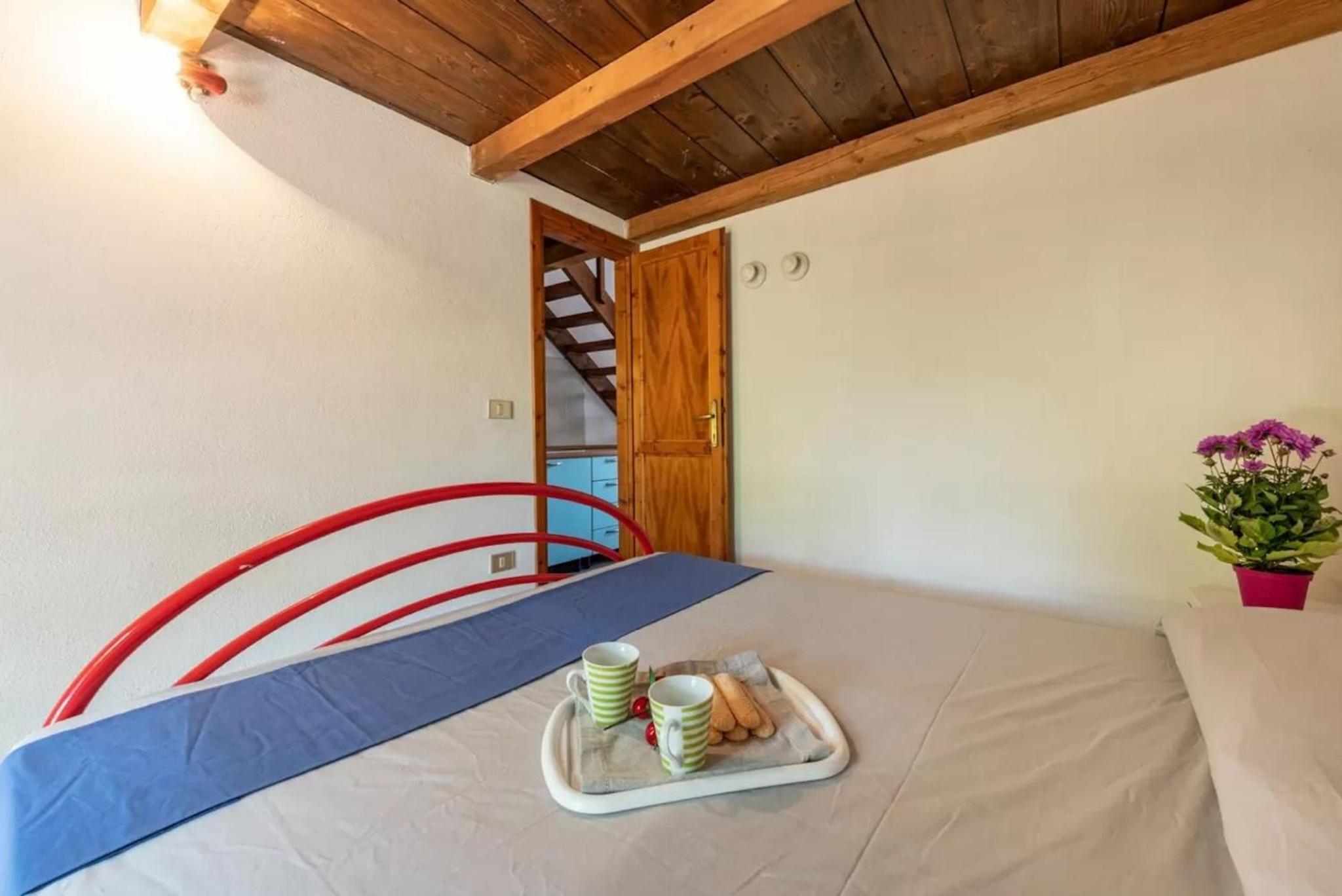 Cozy apartment with furnished patio