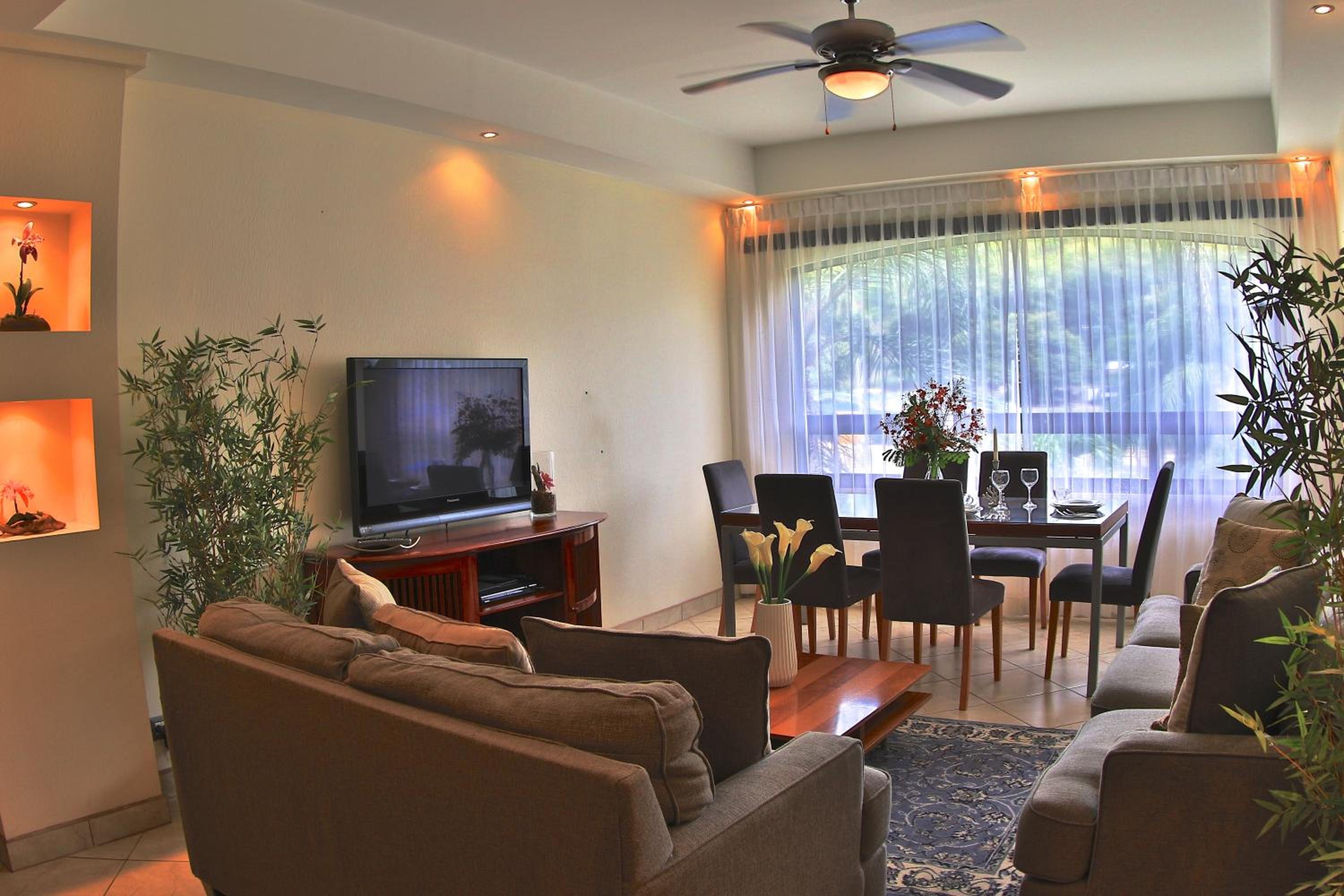The Oaks Tamarindo Pool Front Condominiums fast wifi