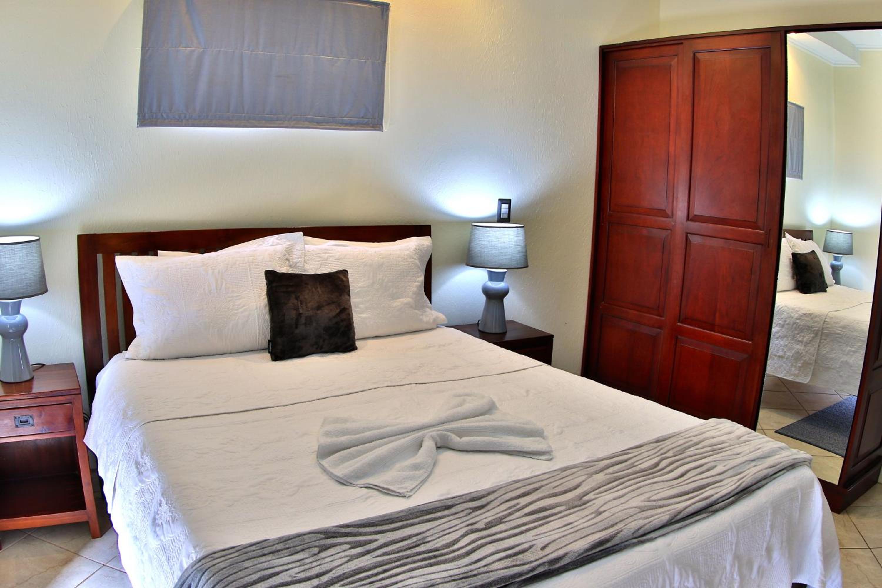 The Oaks Tamarindo Pool Front Condominiums fast wifi