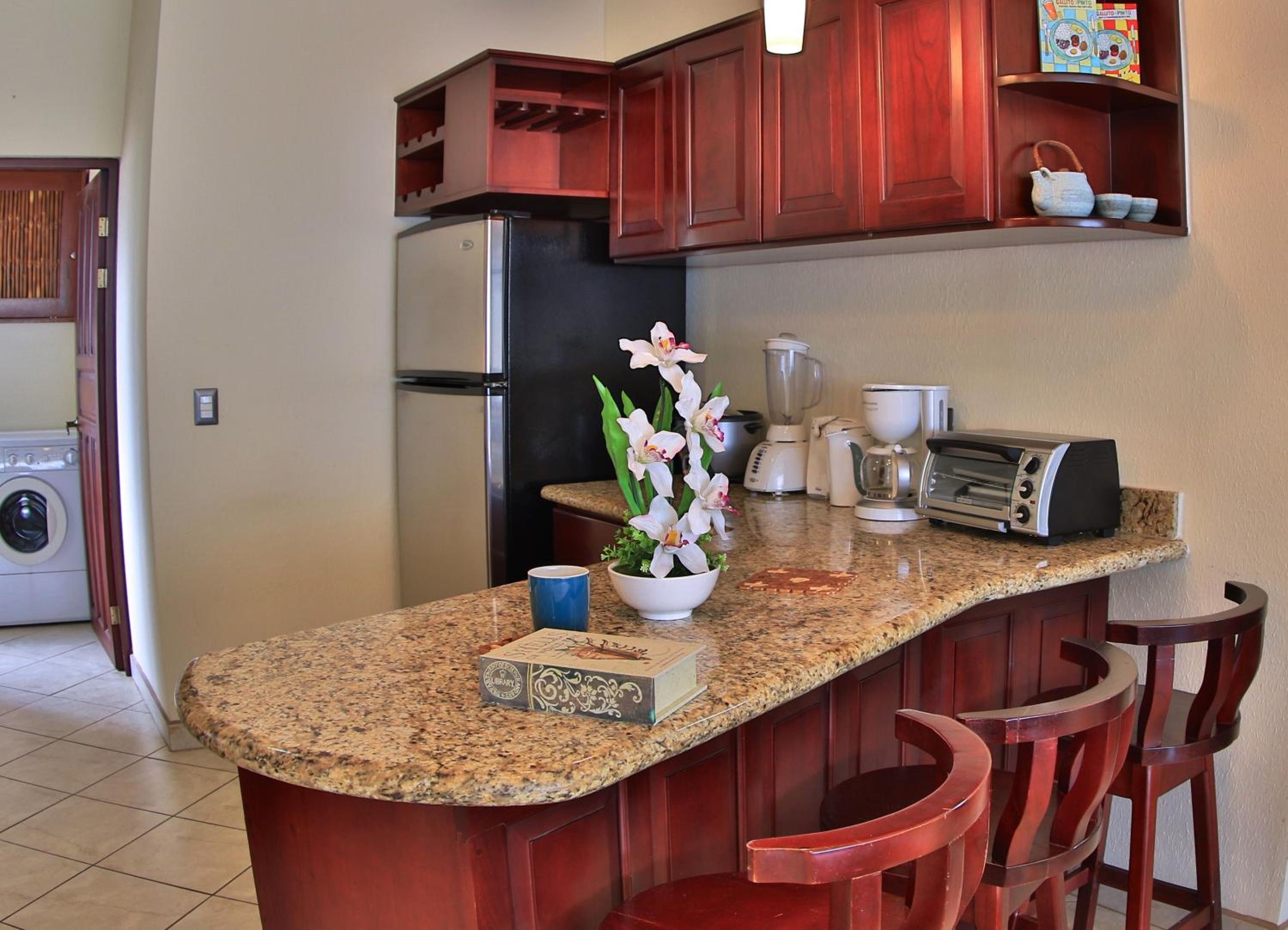 The Oaks Tamarindo Pool Front Condominiums fast wifi