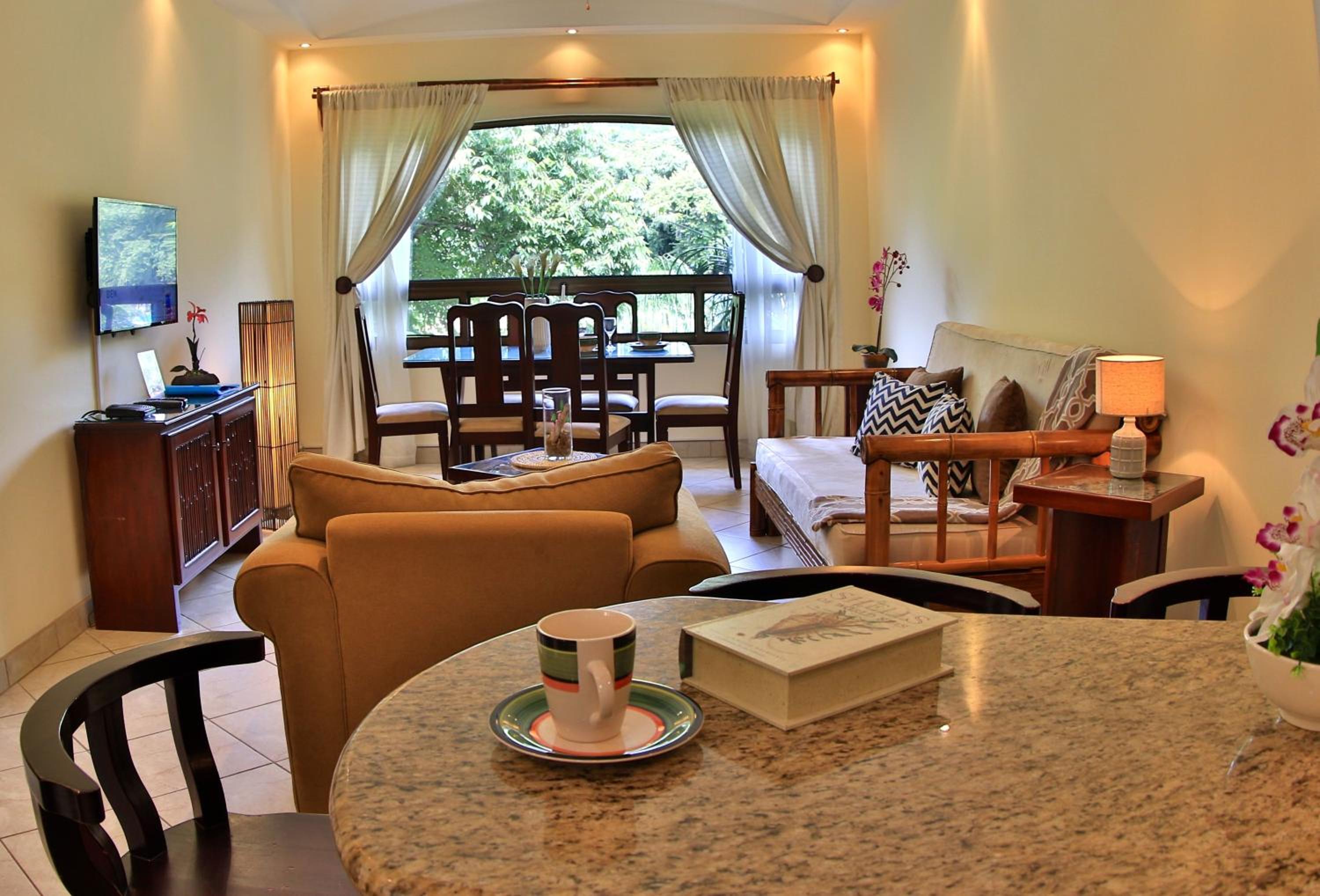 The Oaks Tamarindo Pool Front Condominiums fast wifi