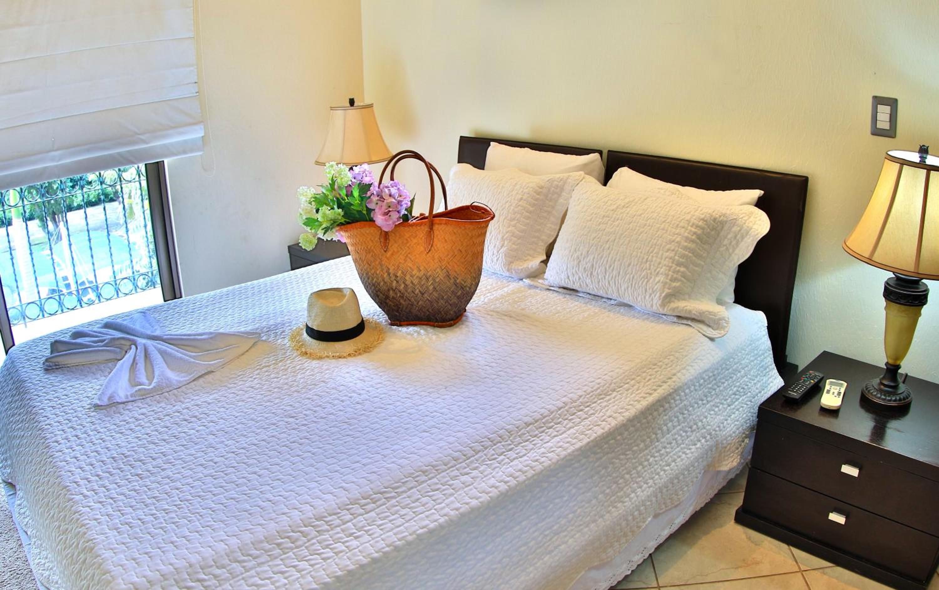The Oaks Tamarindo Pool Front Condominiums fast wifi