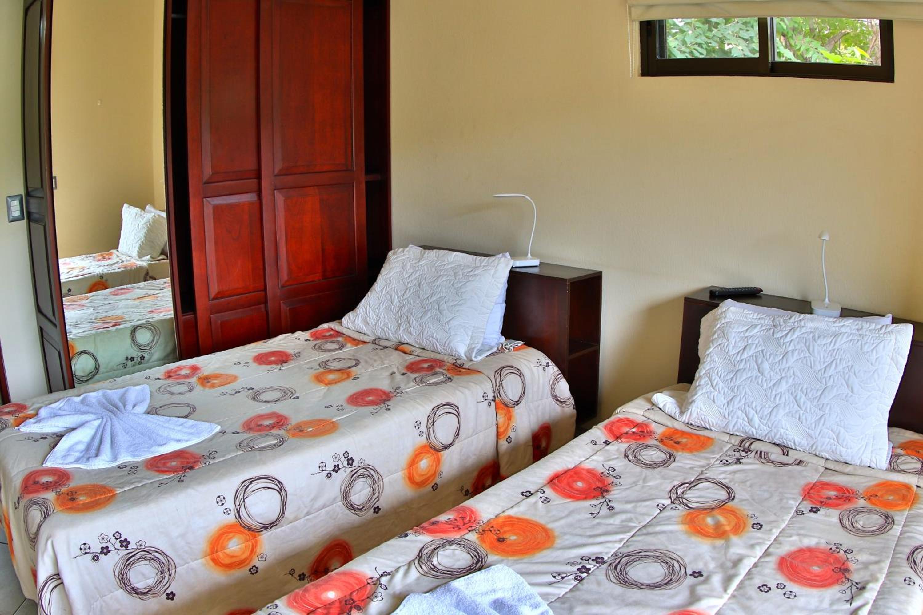 The Oaks Tamarindo Pool Front Condominiums fast wifi
