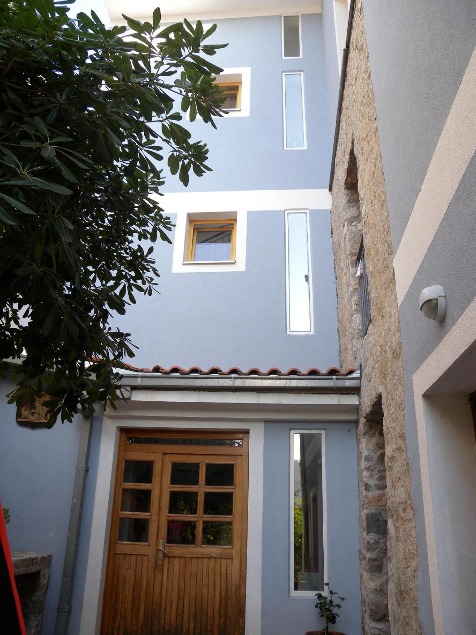 Apartments Markovic Sutomore