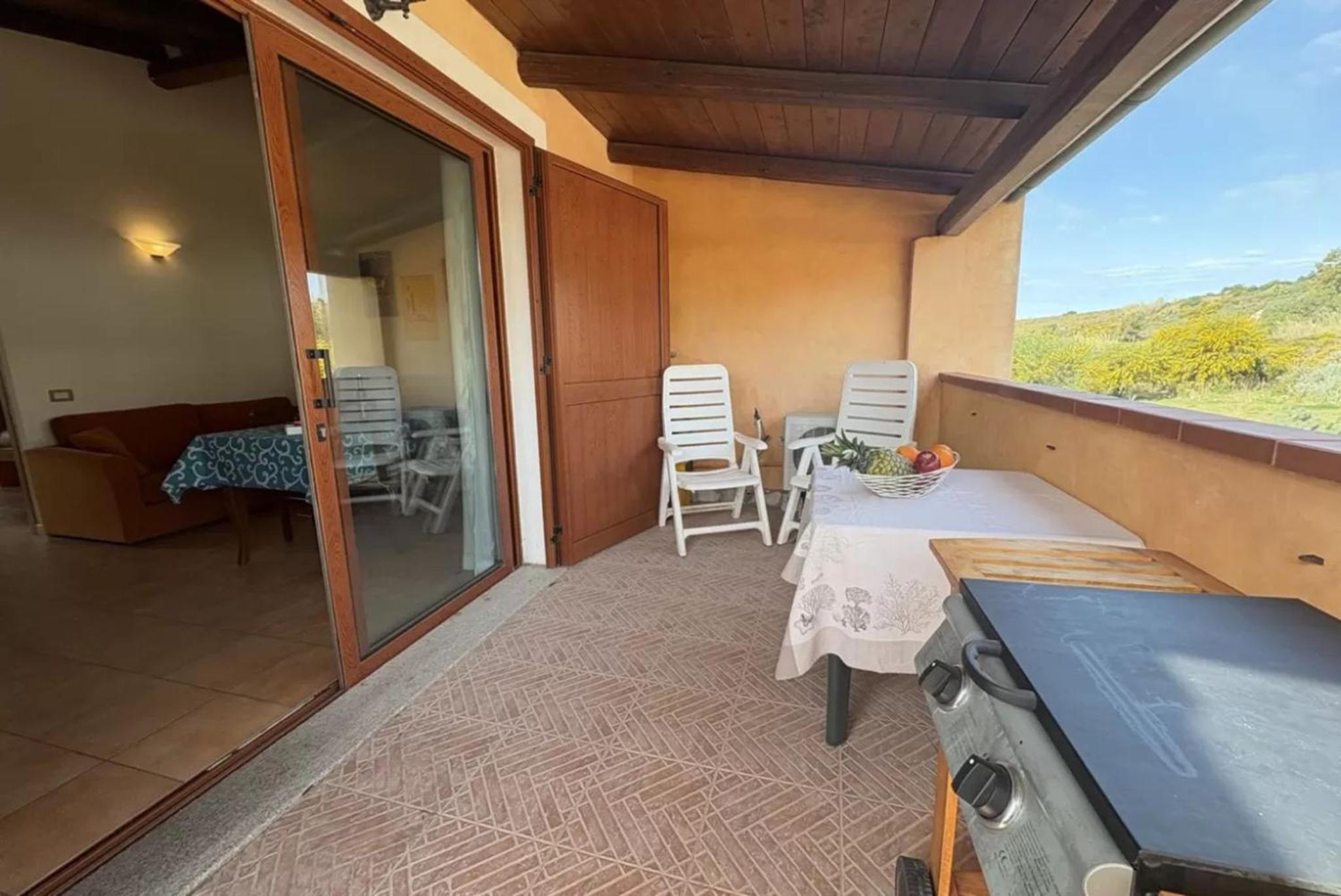 Relaxing flat with shared pool in Viddalba