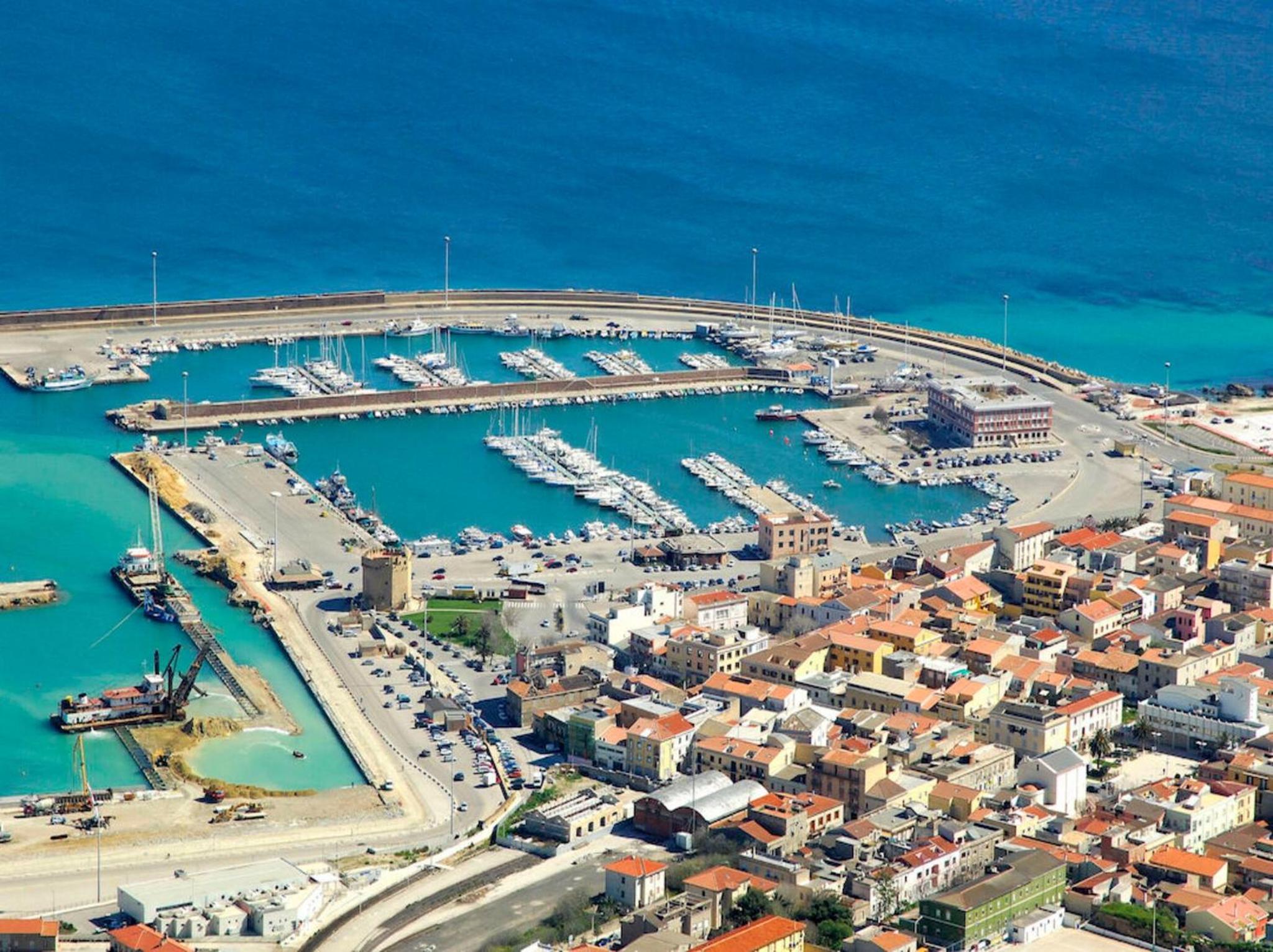 Panoramic sea view apartment in Porto Torres