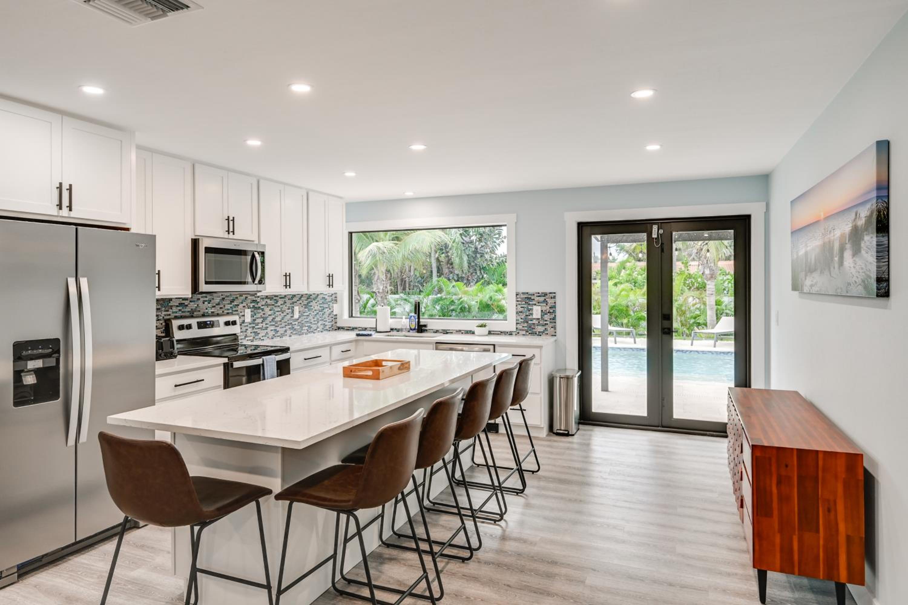2 Mi to Beach Park Luxe Bonita Springs Getaway