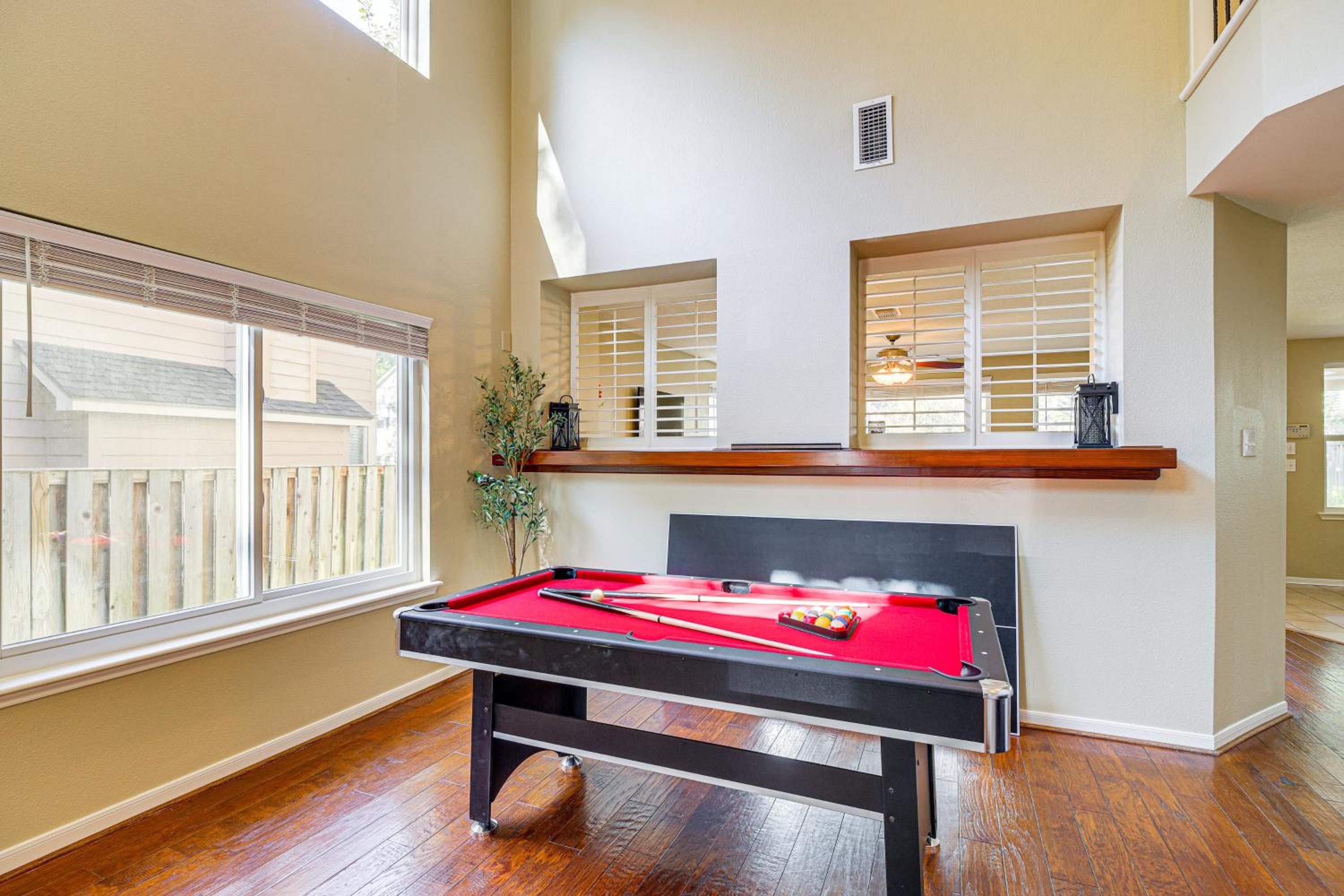 Near Trails, Shops and Eats Spring Home with Pool