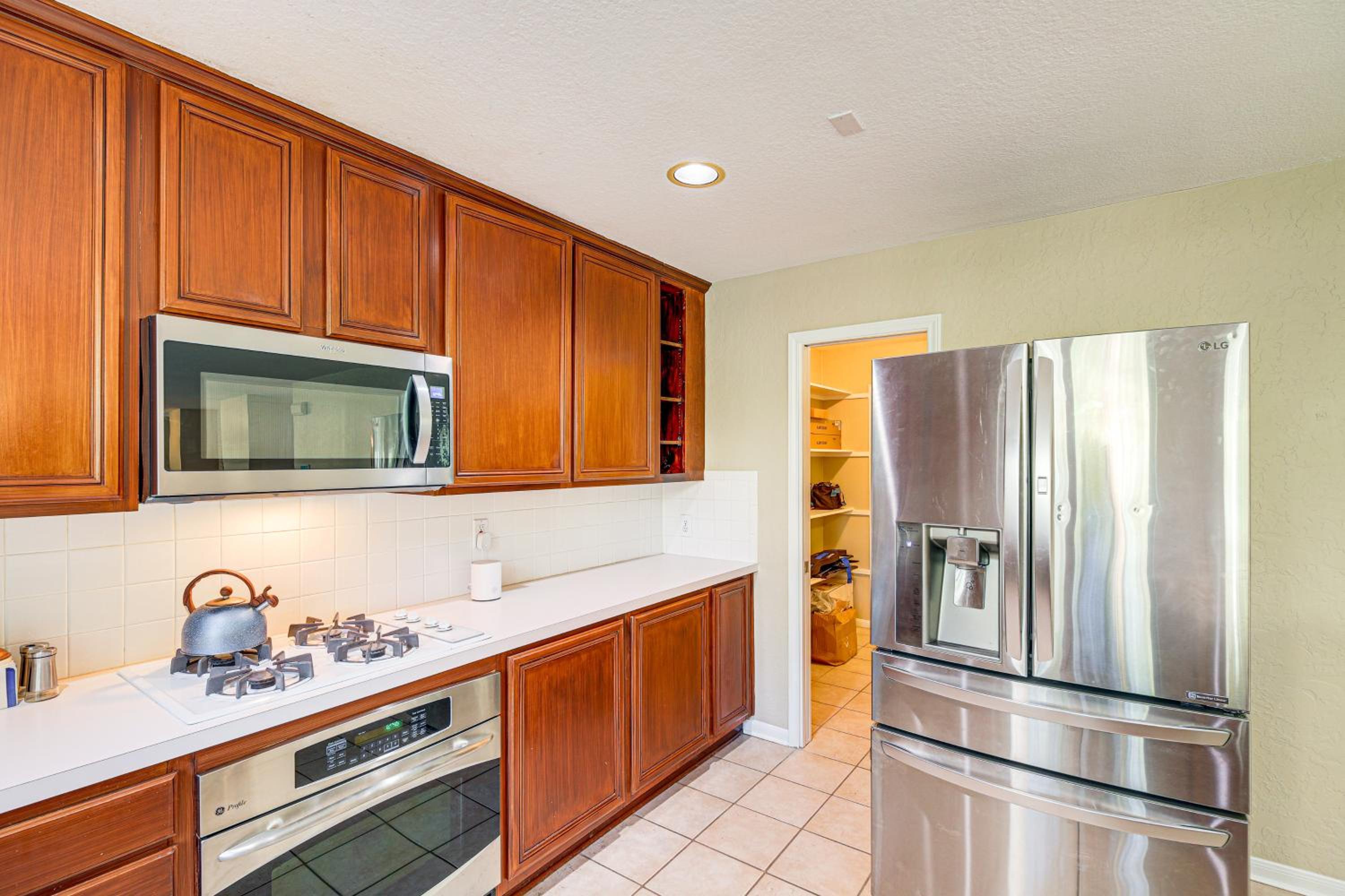 Near Trails, Shops and Eats Spring Home with Pool